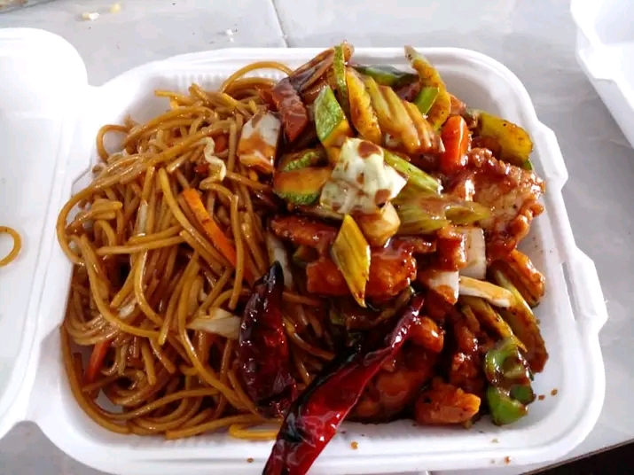 Comida China Los 3 Reyes image 2