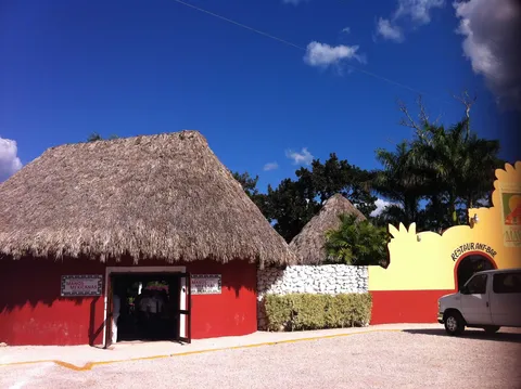 Pueblo Maya image 8