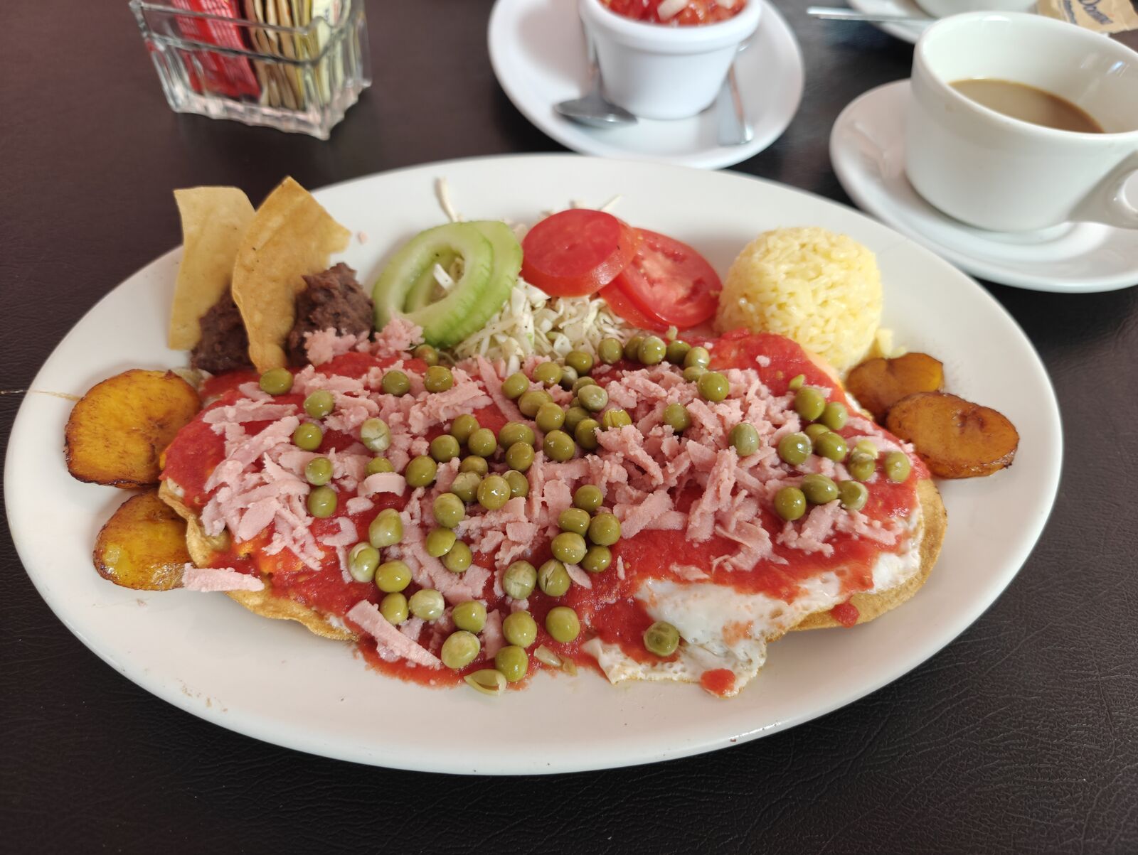 Las Mestizas image 3