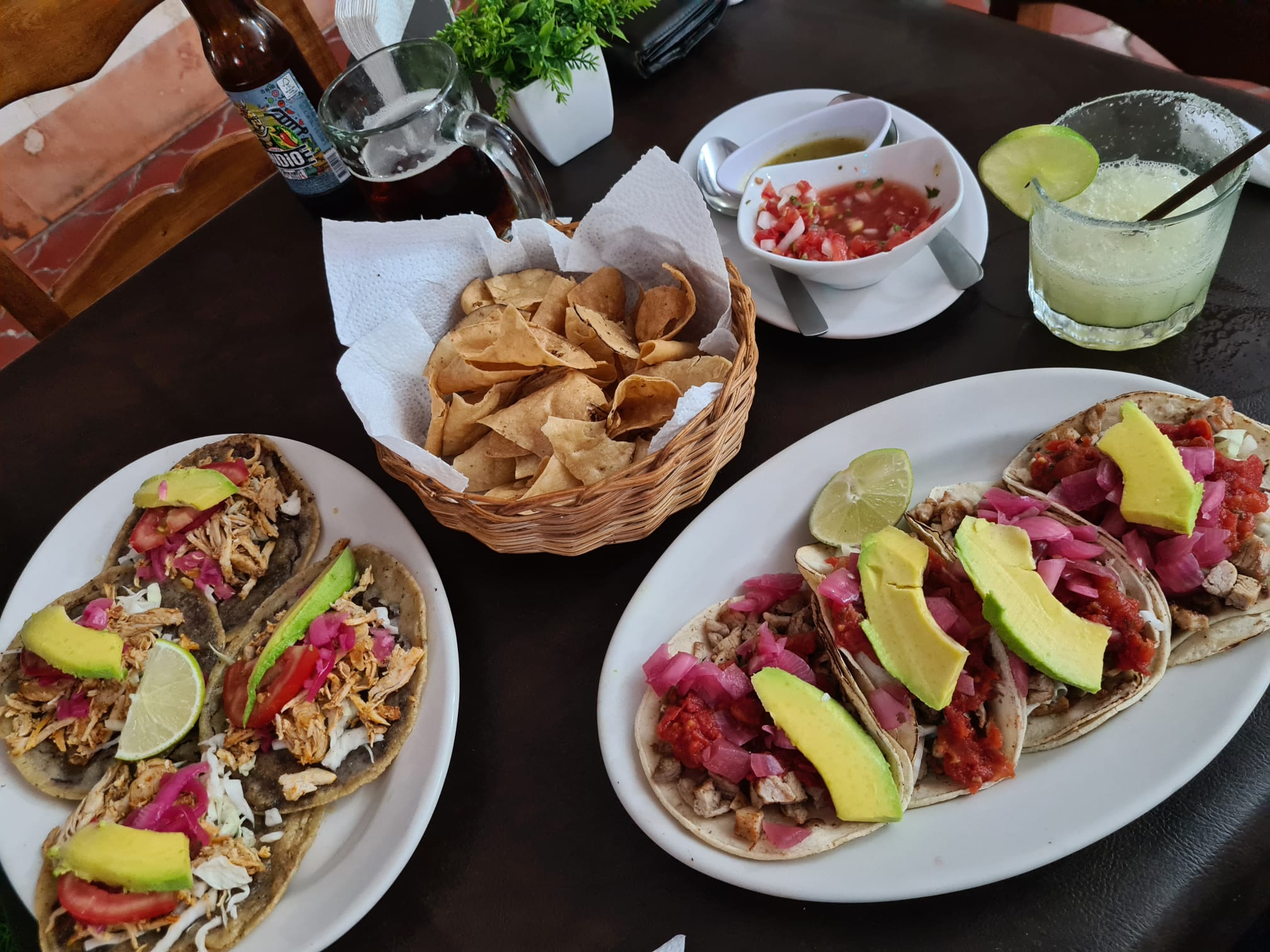 Las Mestizas image 5