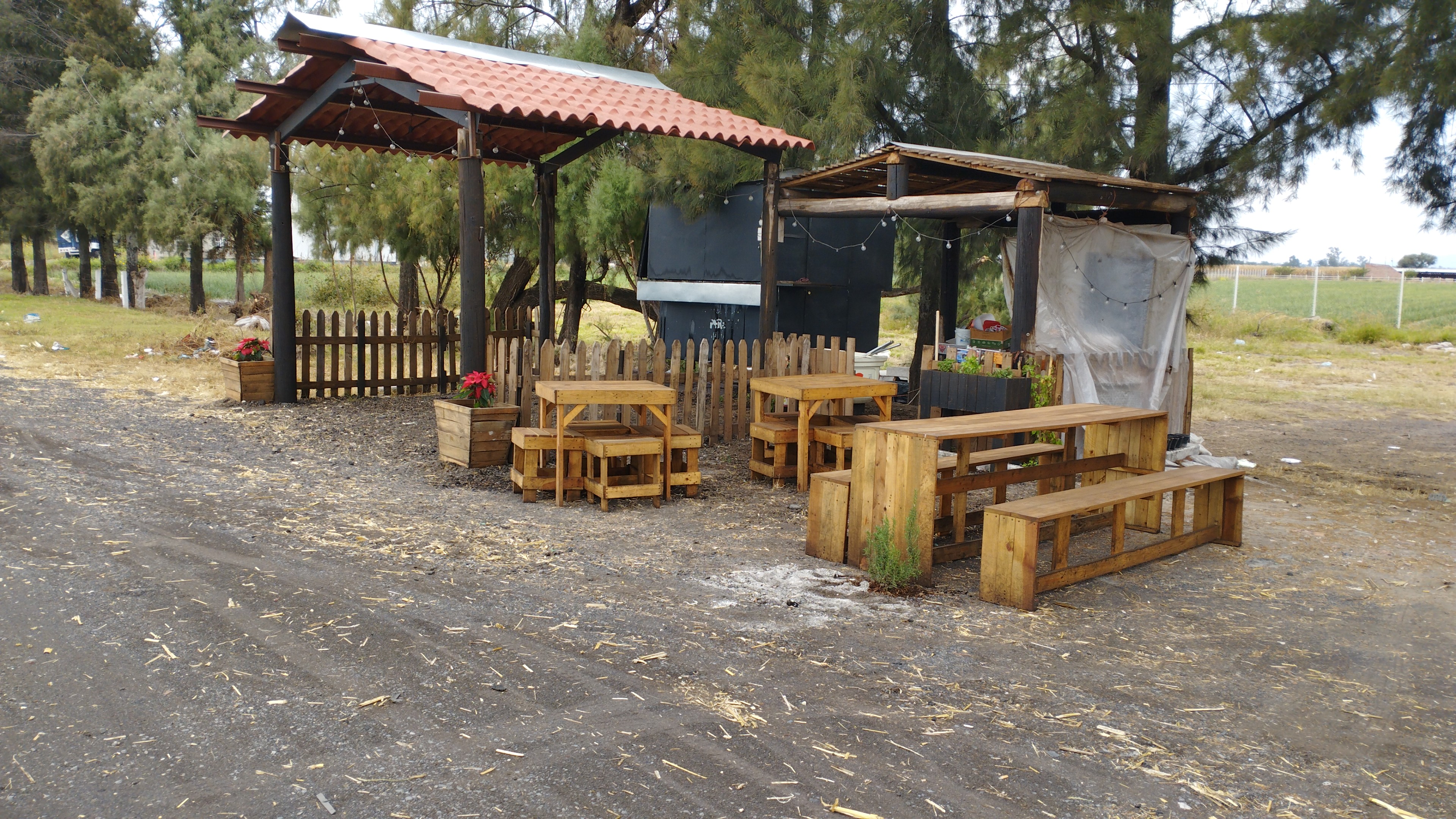 LA JALISQUILLA Y EL JALISQUILLO RESTAURANT-BAR Y BUFFET image 3