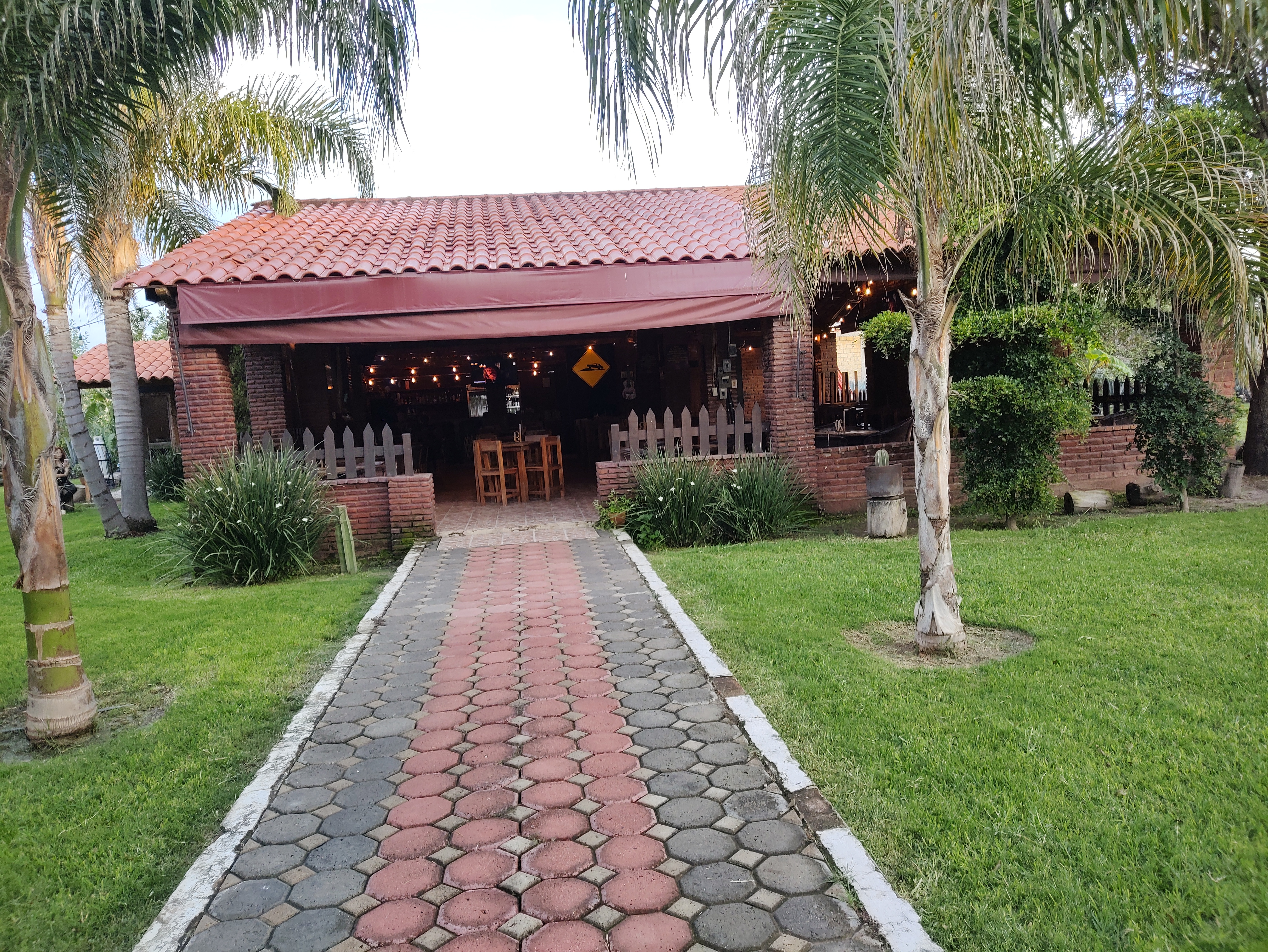 El FRESKO RESTAURANT - BAR image 6