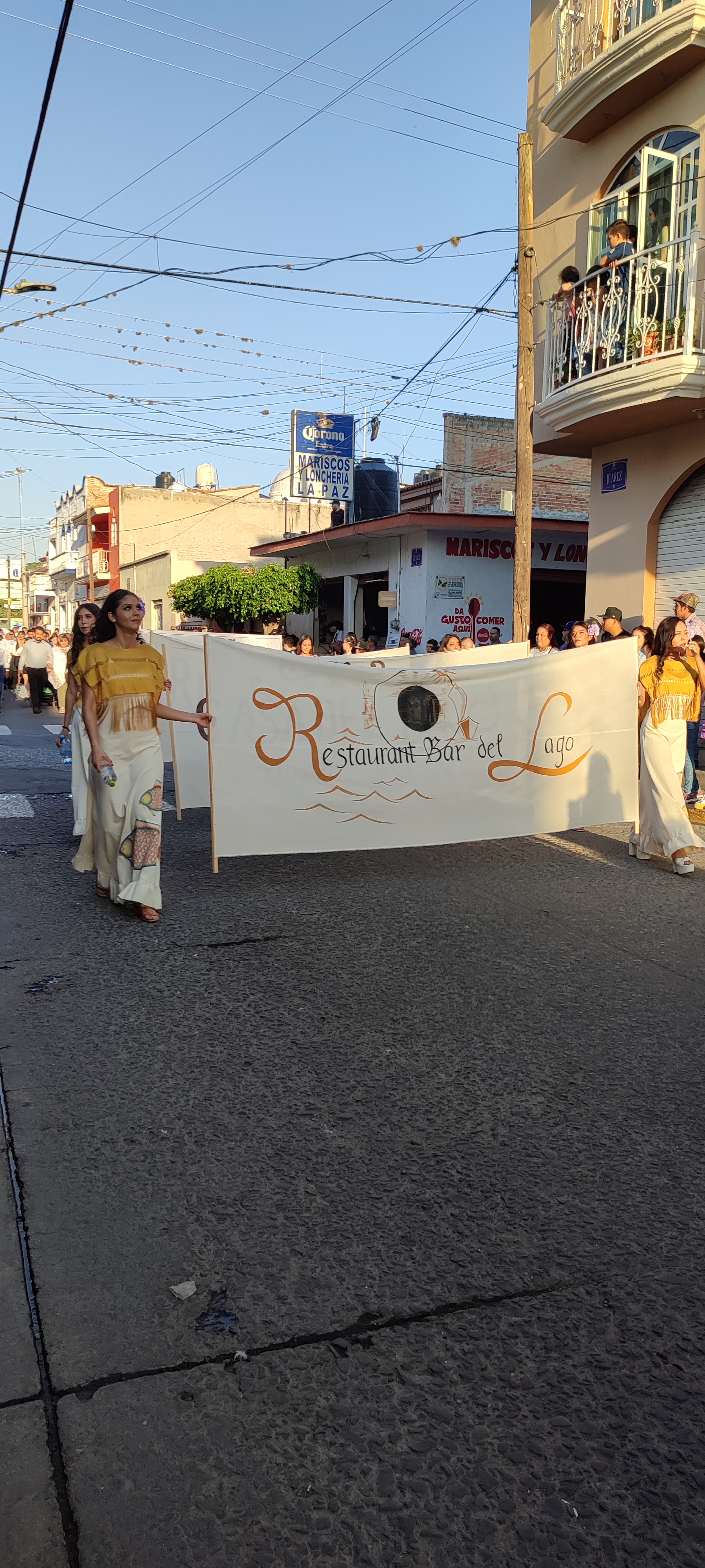 Mariscos Y Loncheria La Paz image 5