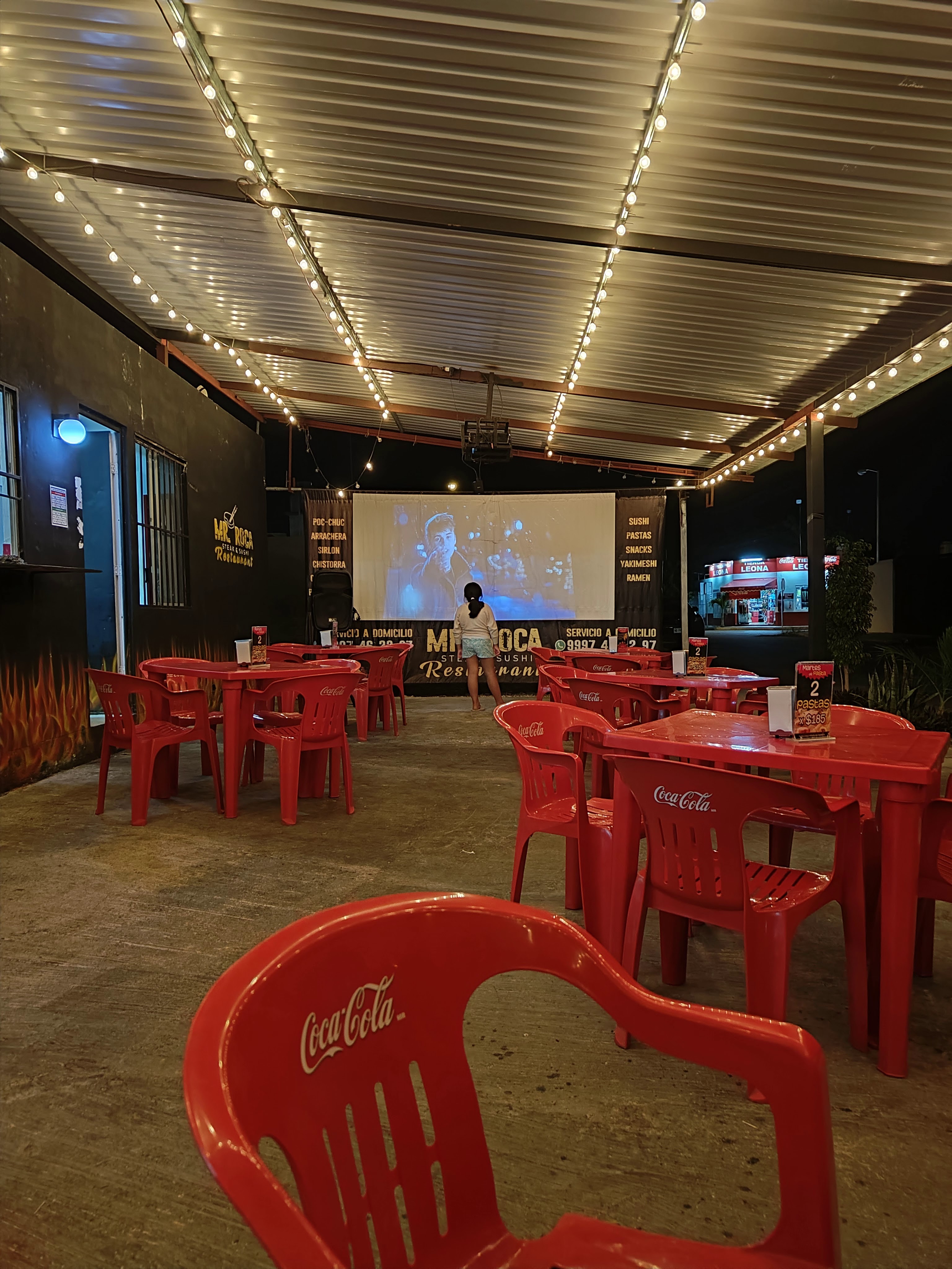 Mr. Roca Restaurant image 4