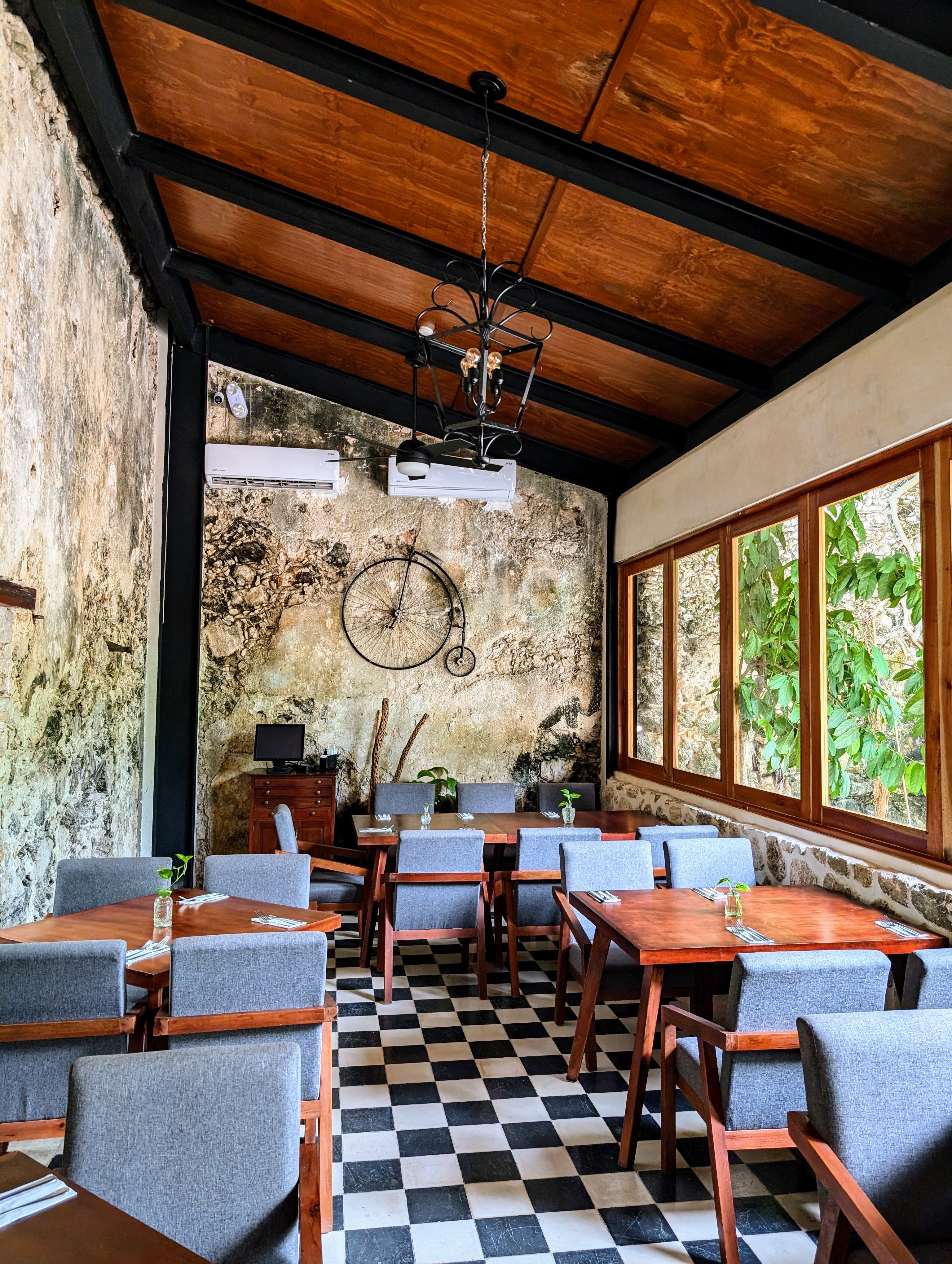 TOH Restaurante image 8