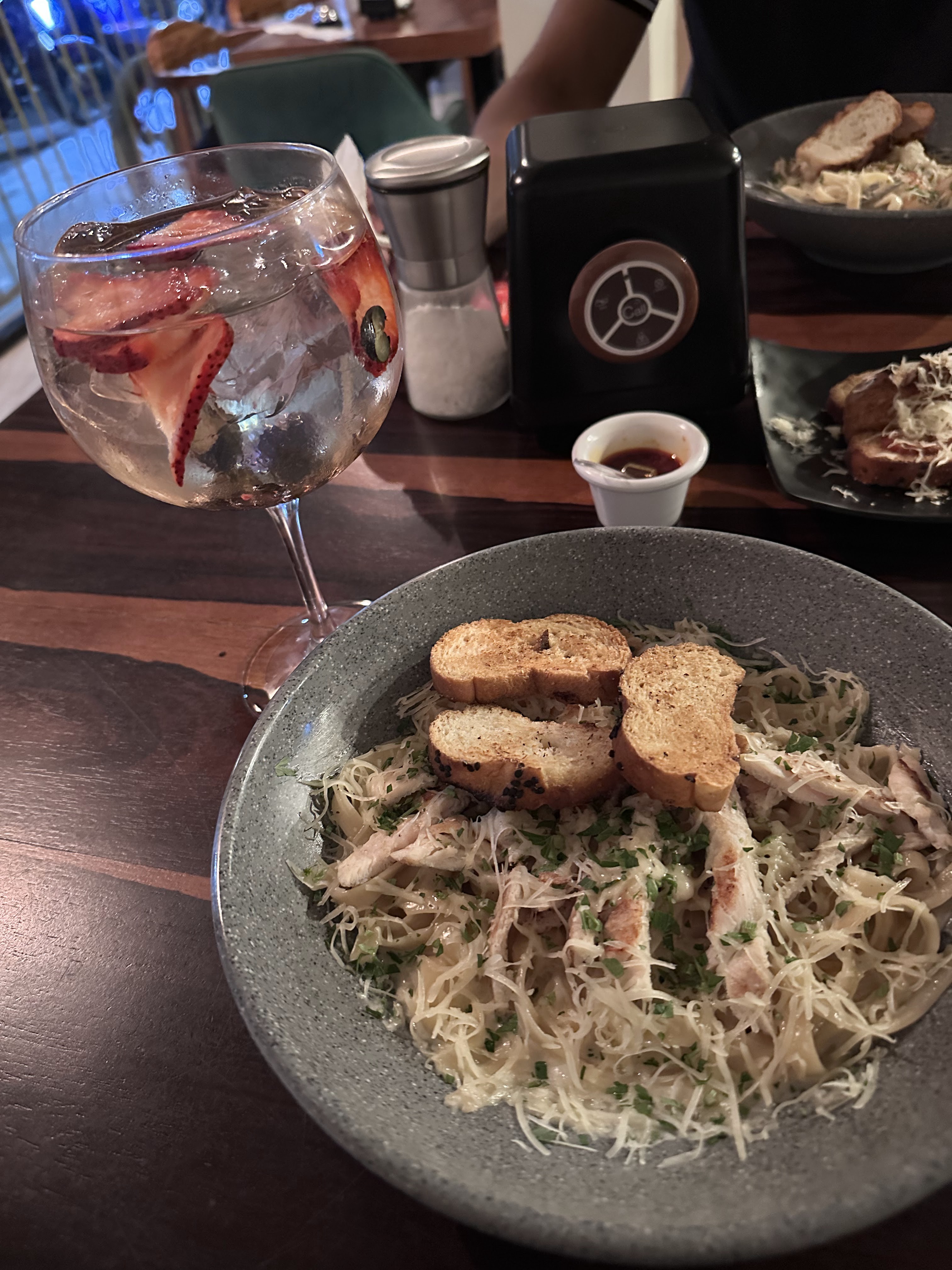 Utopía restaurante image 3