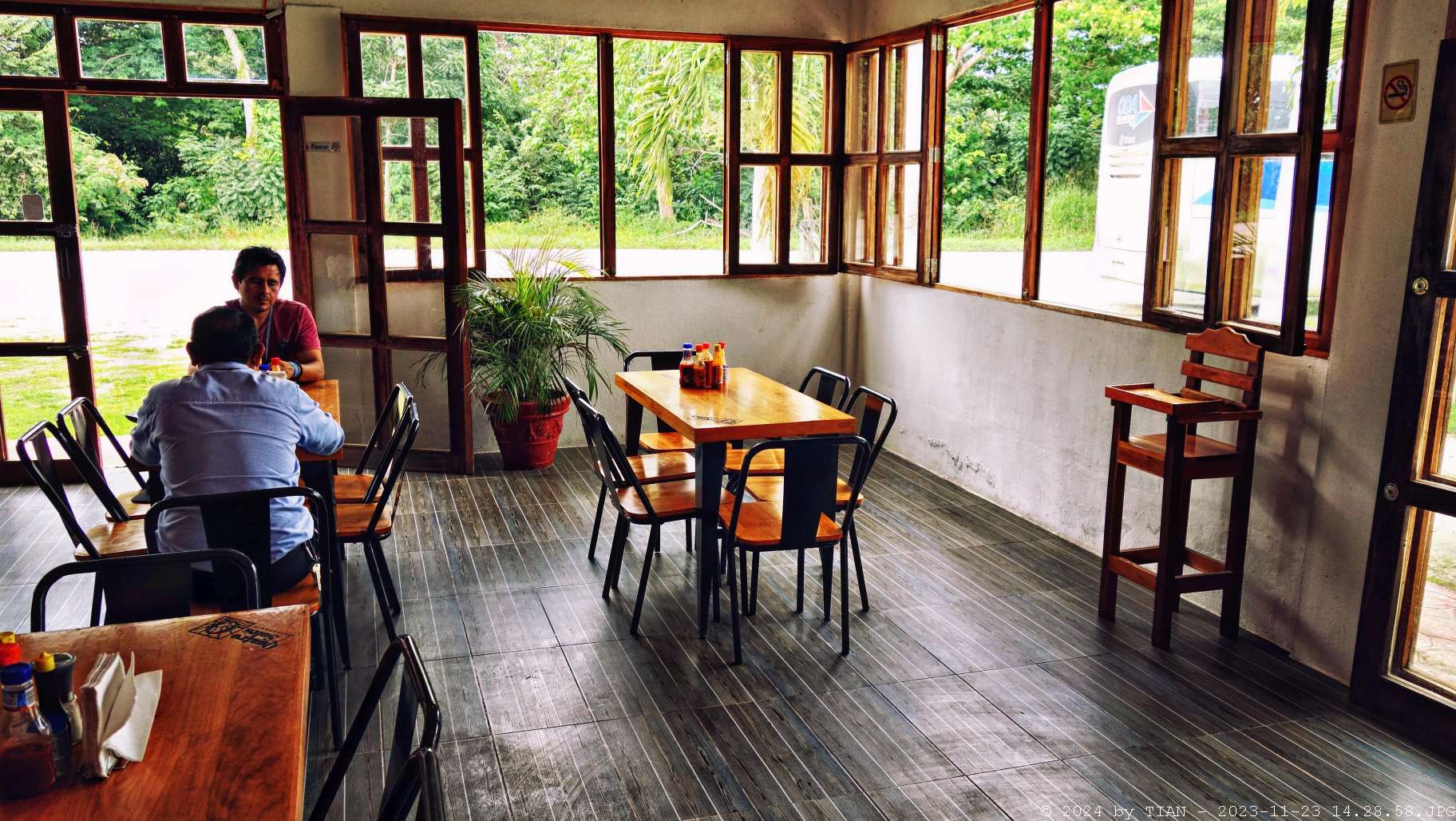 Quatro Soles Restaurante image 1