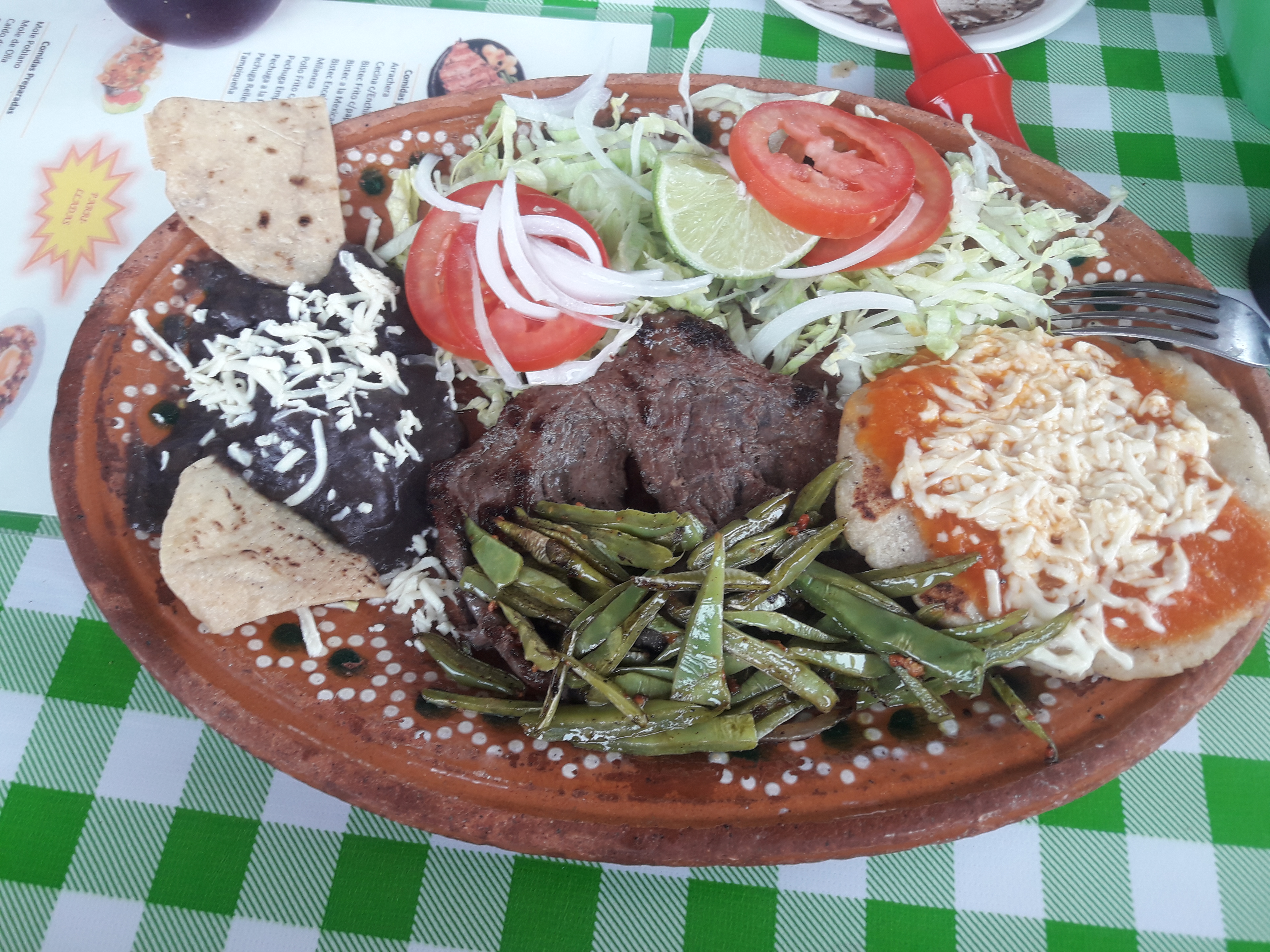 The Arracheras' House image 9