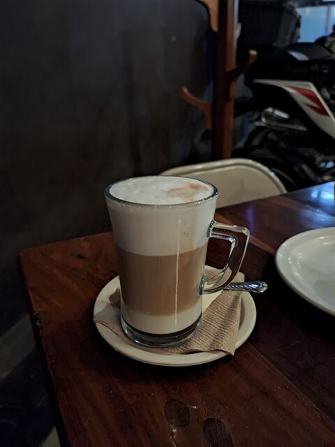 Deli's Café image 7
