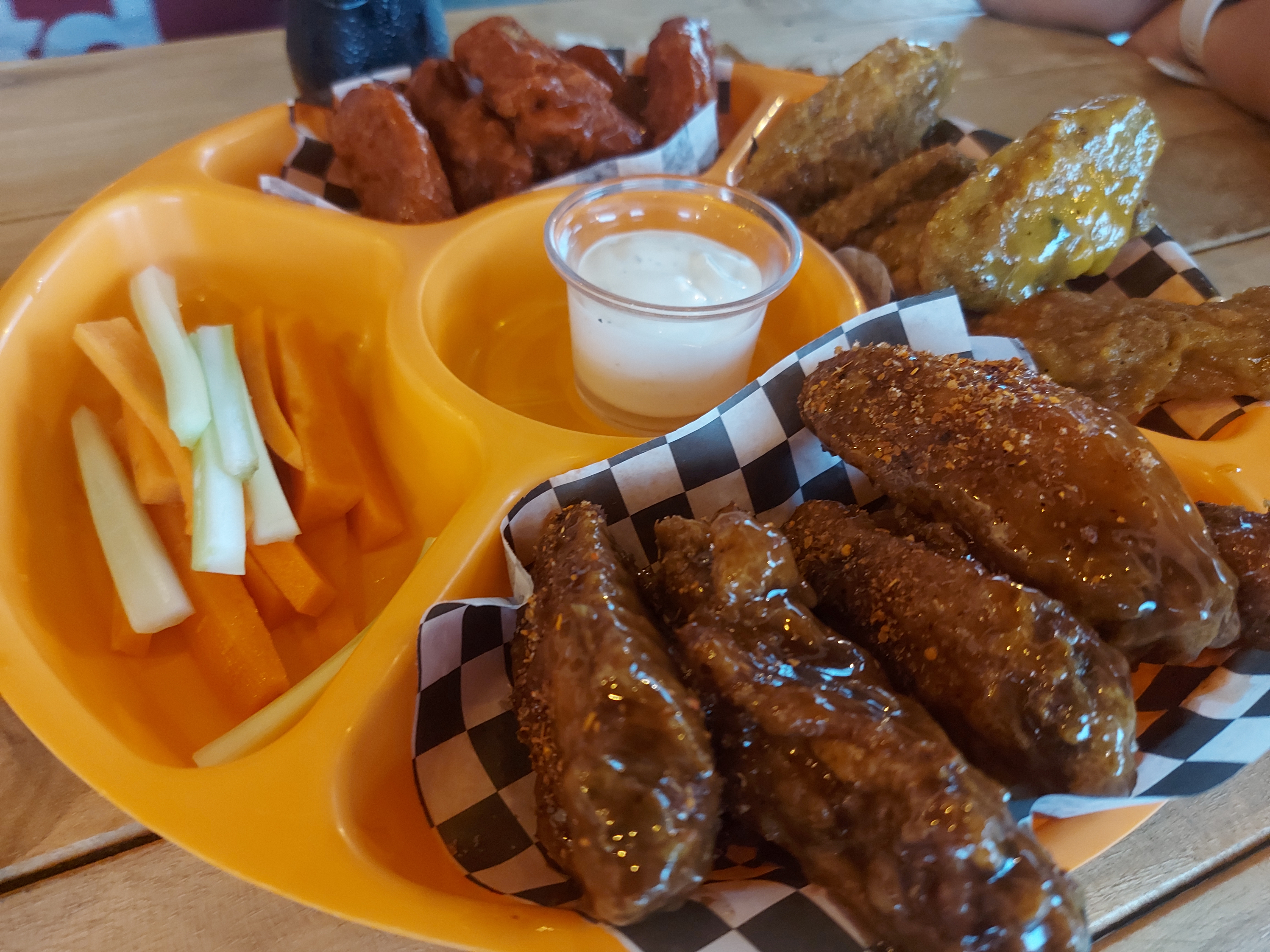 Mr. Wings Alitas y mas image 2