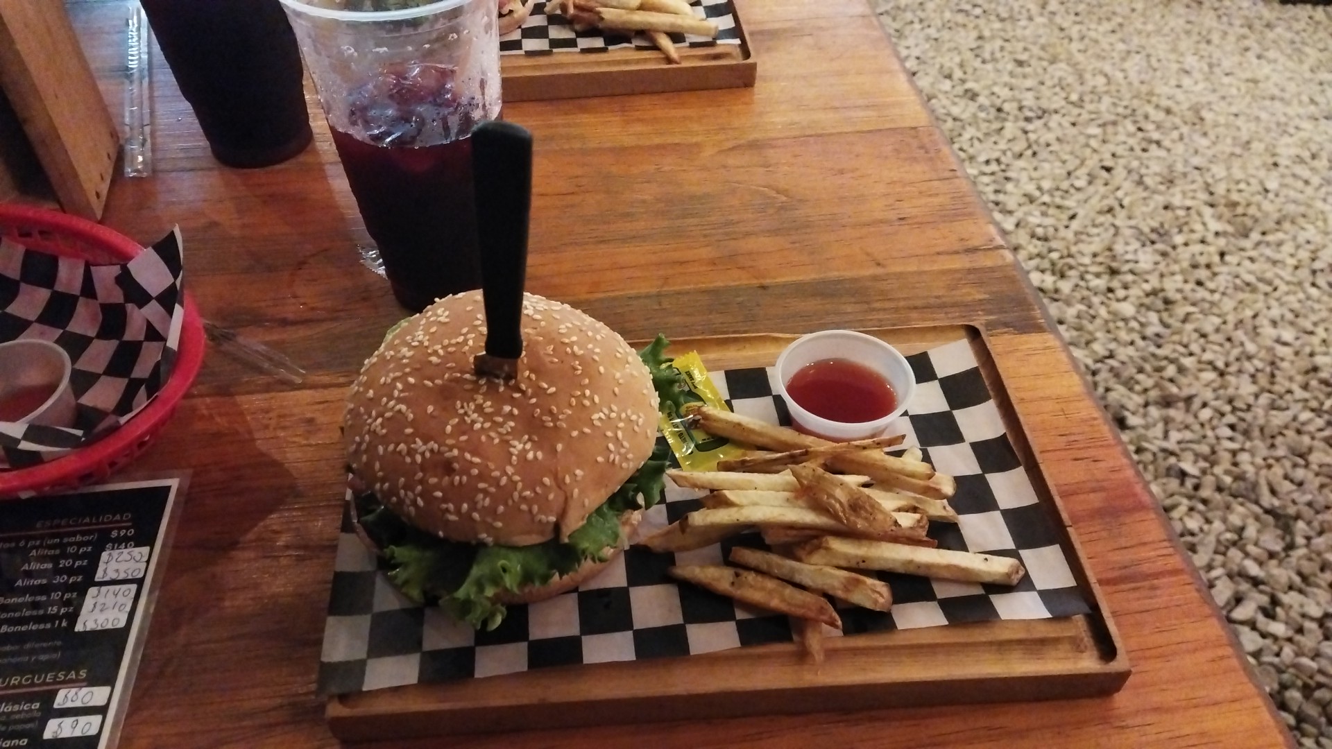 Mr. Wings Alitas y mas image 6