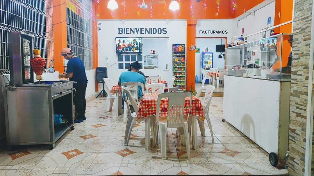 Taquería y antojitos doña mari image 1