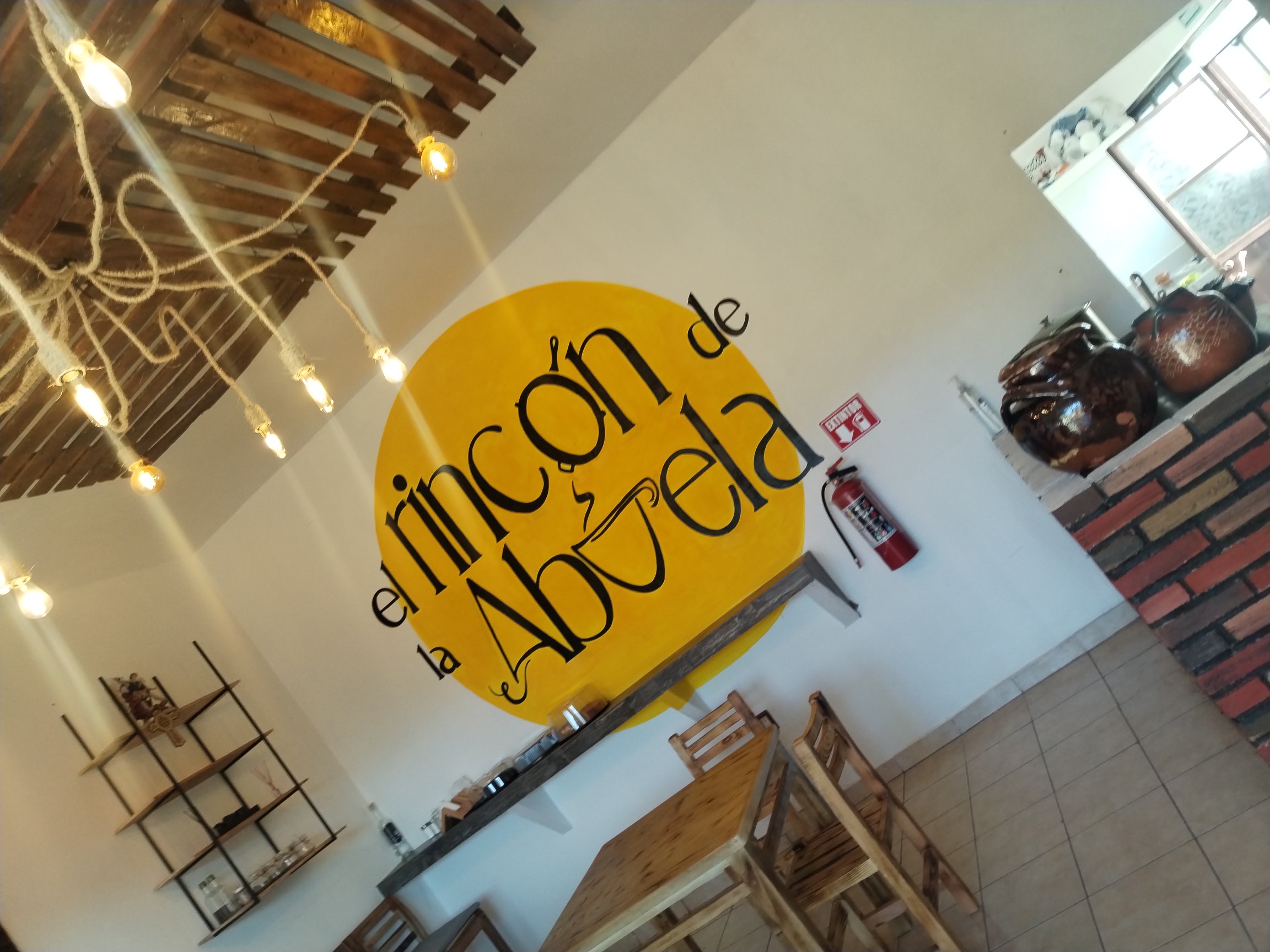 El Rincón De La Abuela (Tirindaro) image 3