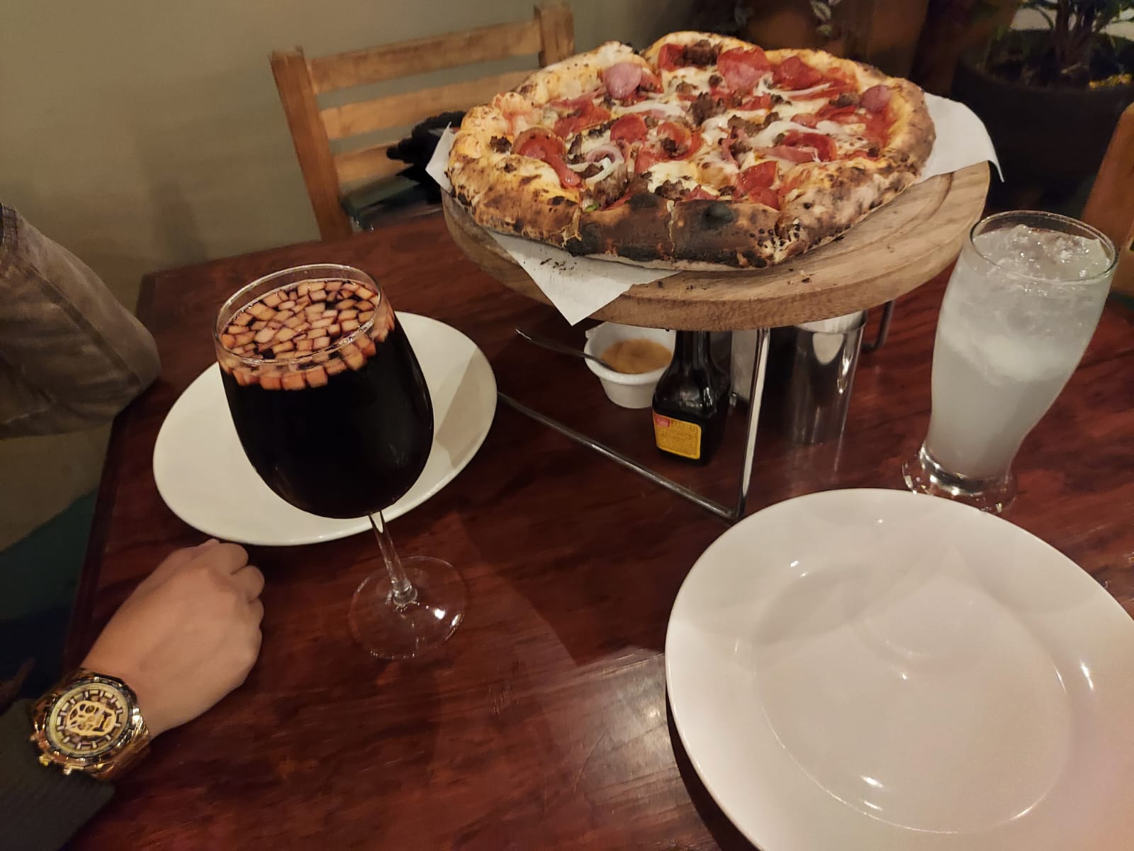 Gourmet Pizza A La Leña image 5