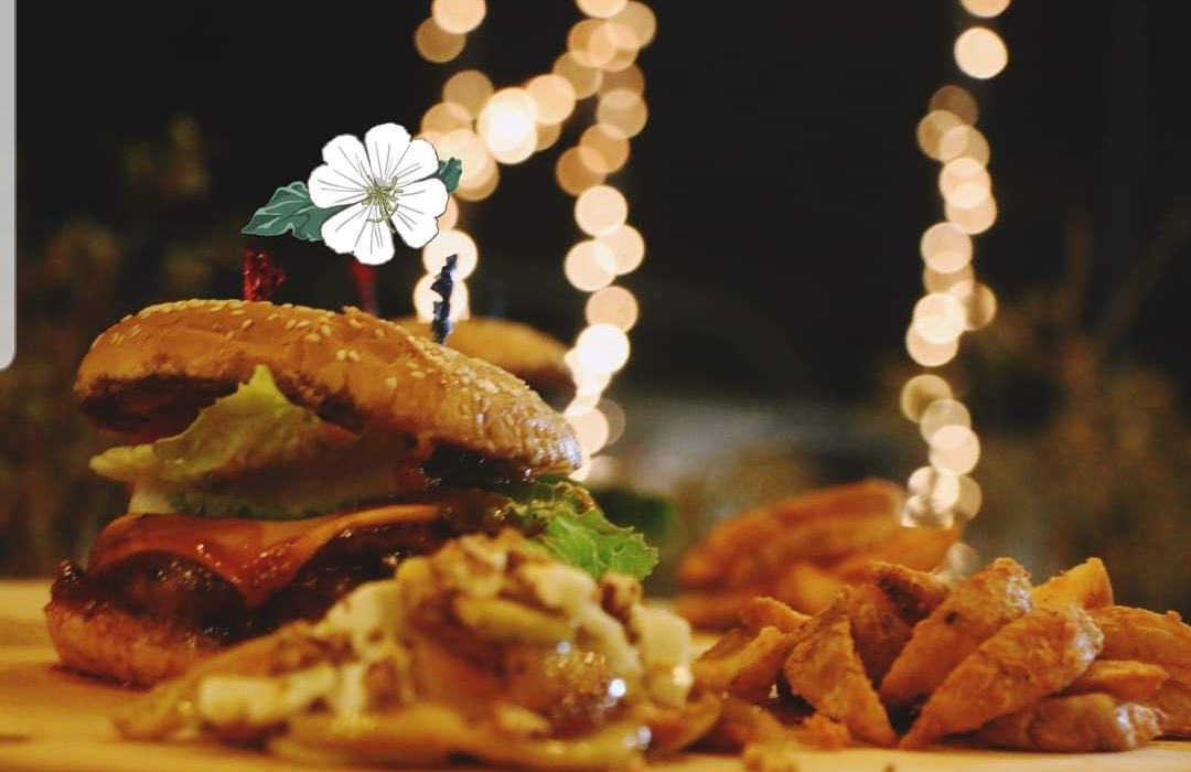 El Jardín Cafetería image 10