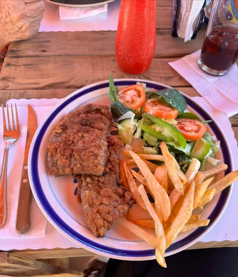 El Antojo image 2