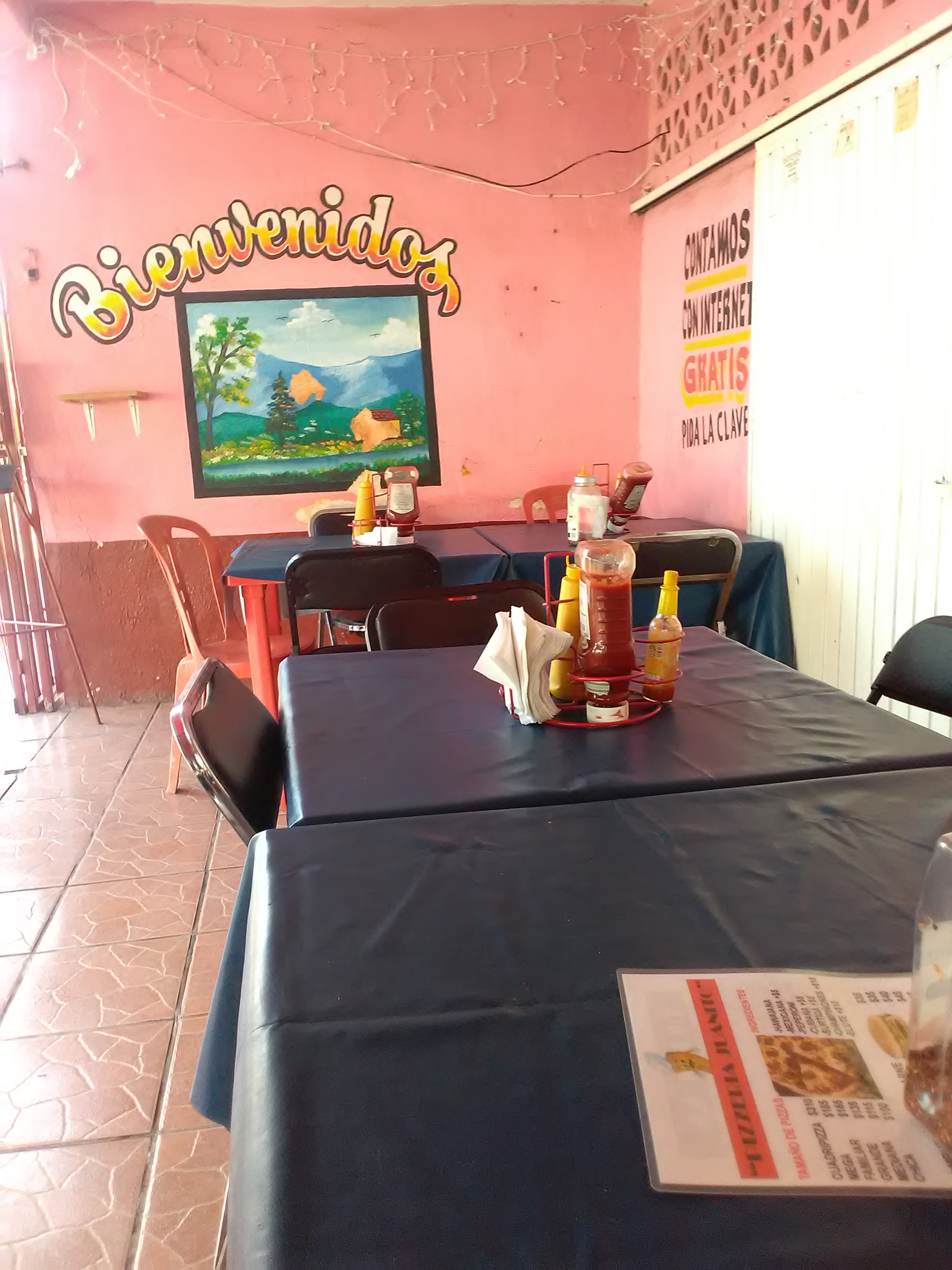 Pizzeria "Juanito" image 2