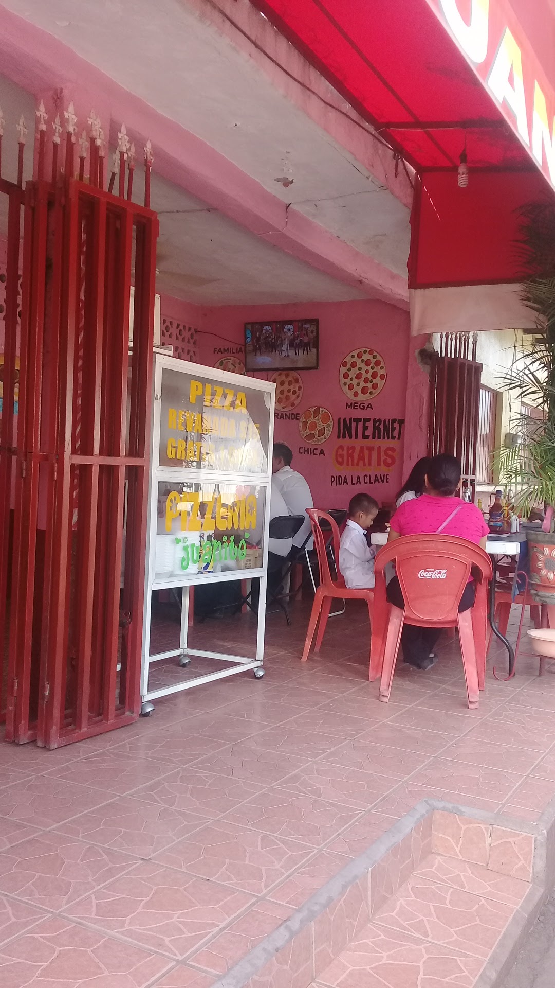 Pizzeria "Juanito" image 8