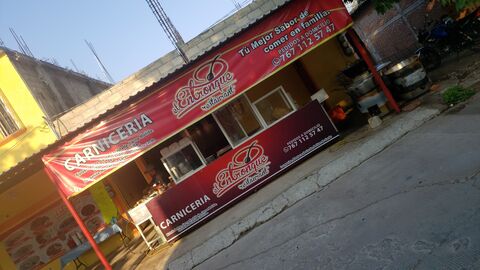 El Entronque Restaurant Zirandaro image 1