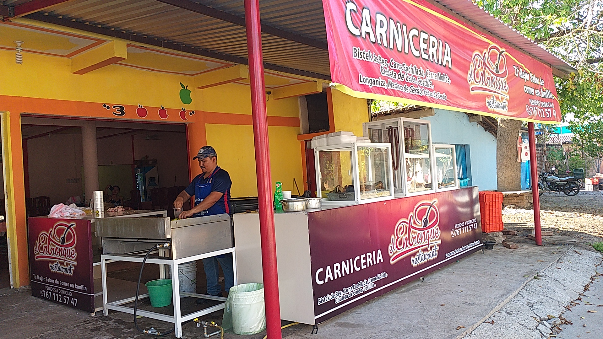 El Entronque Restaurant Zirandaro image 4