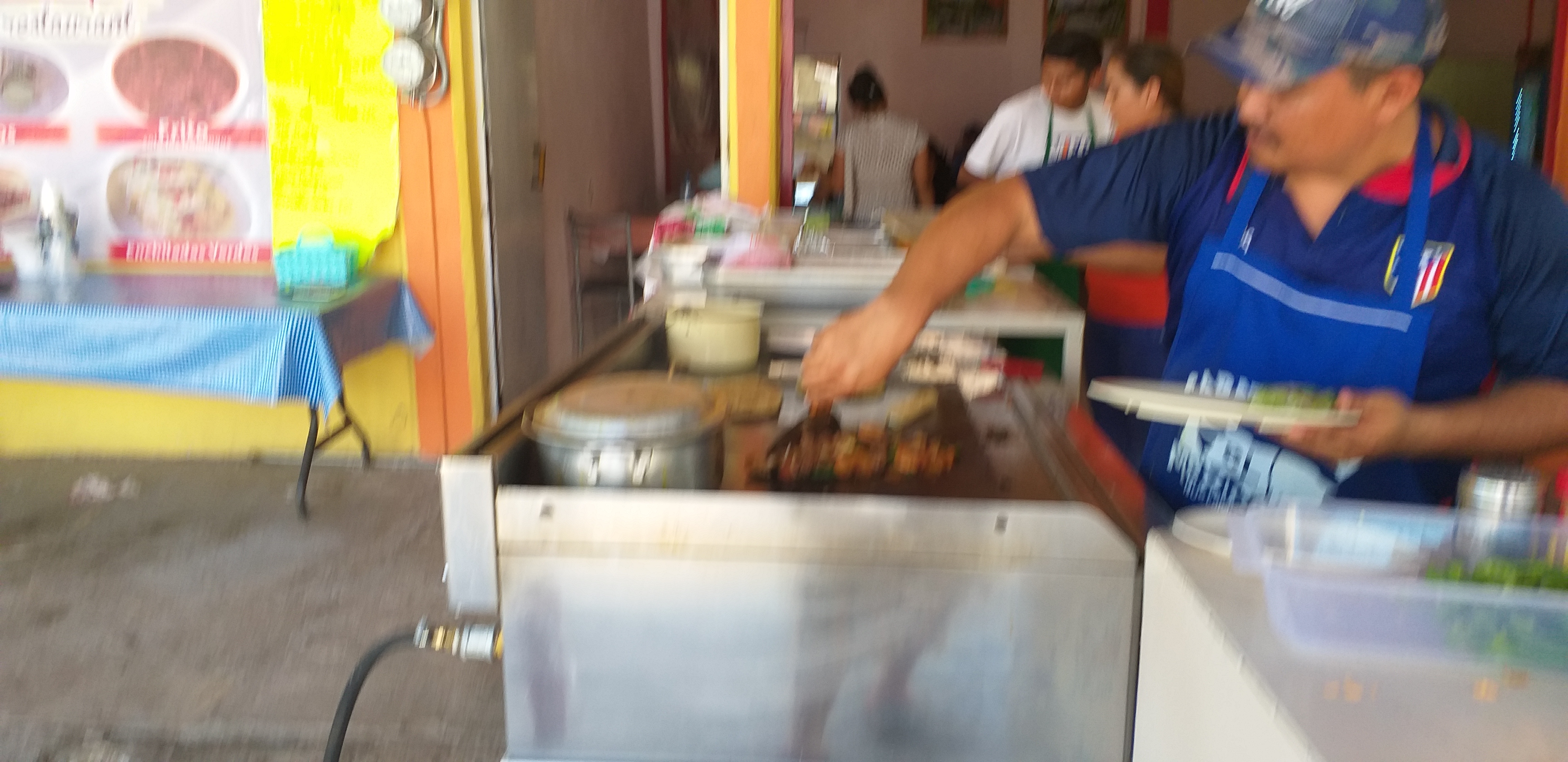 El Entronque Restaurant Zirandaro image 8