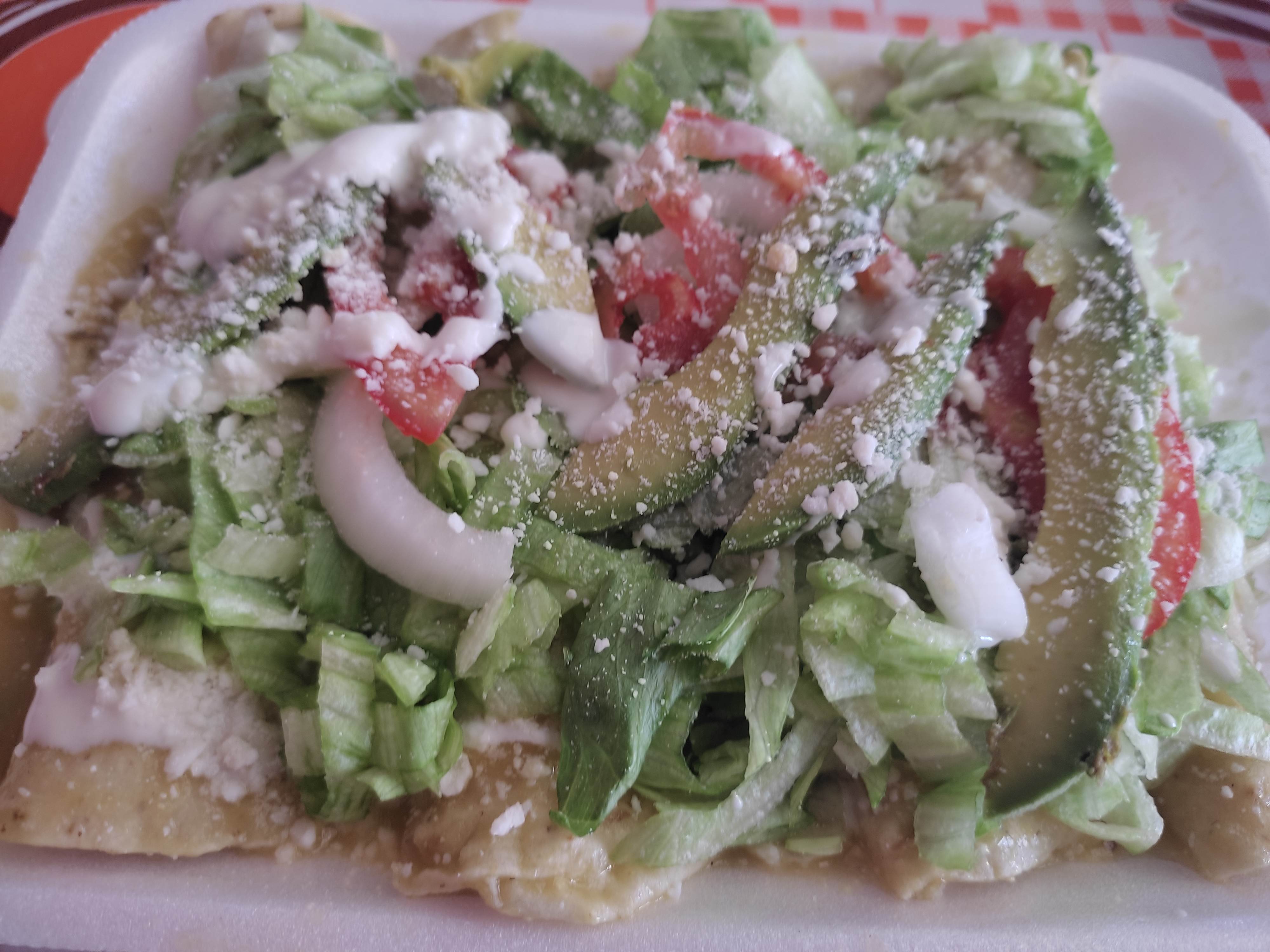 Restaurante "la plaza del pollo yoyo" image 6