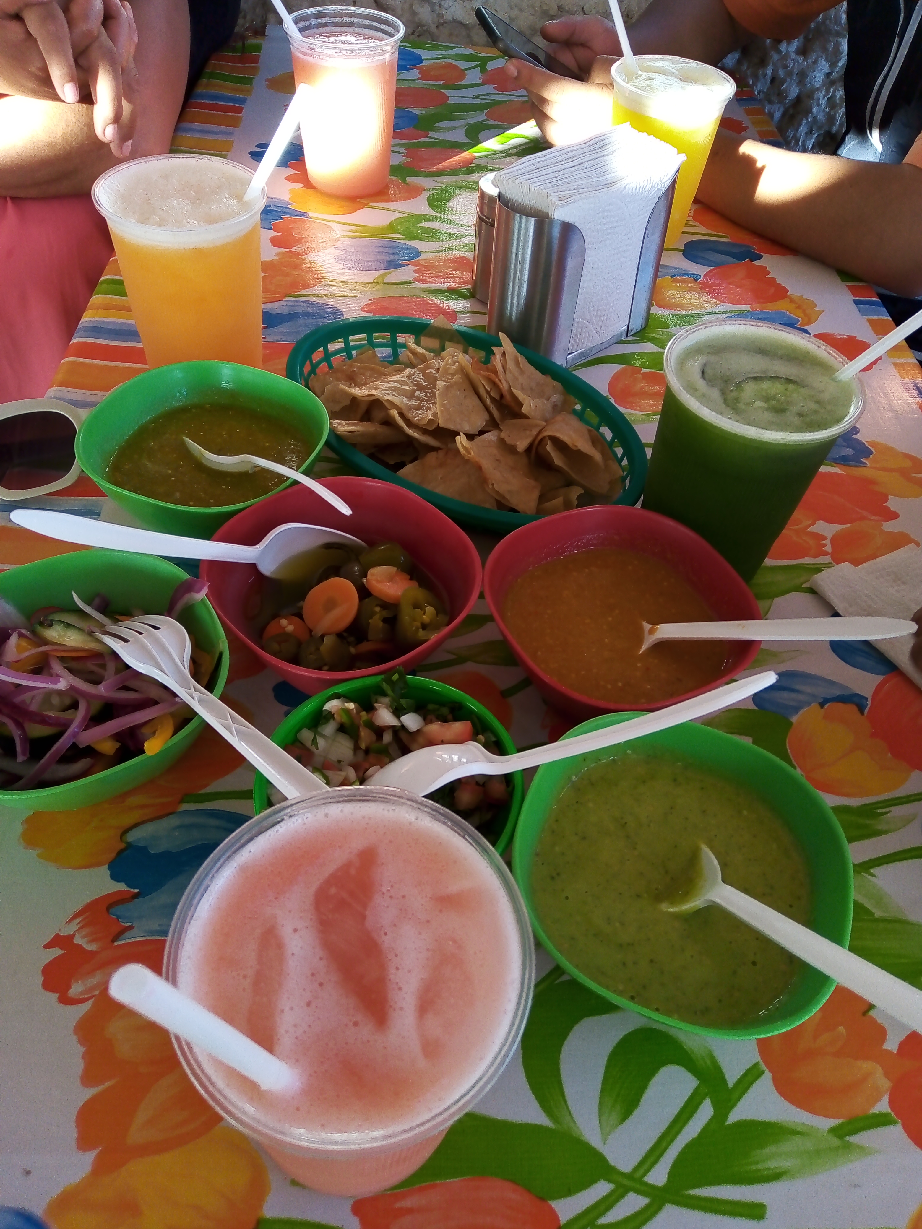 El Entronque Restaurant image 2