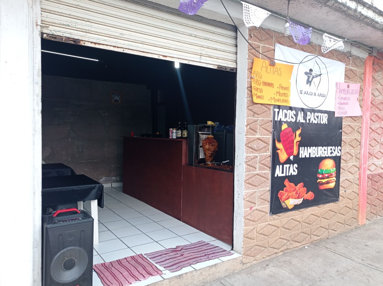 El Arco de Apolo image 5