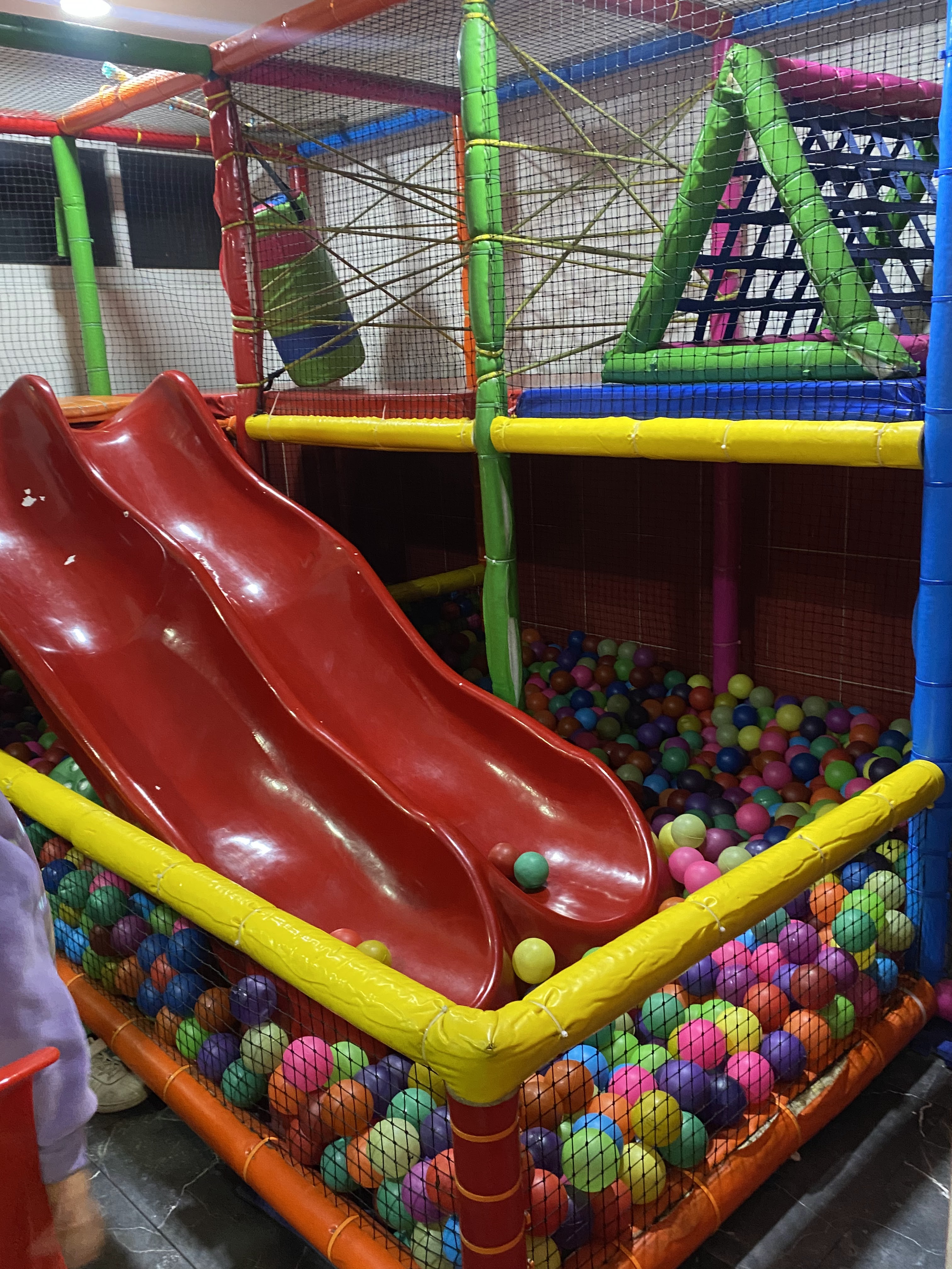 La Roca Hamburguesas image 8