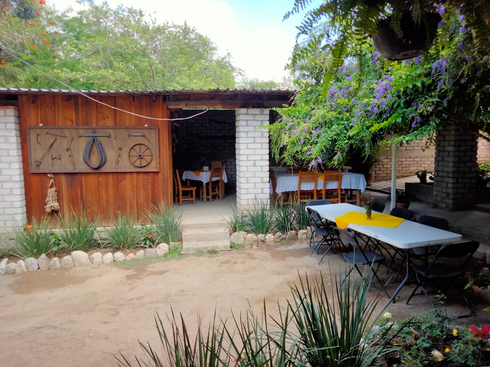 Pozoleria y Restaurant "Las galeras" image 10