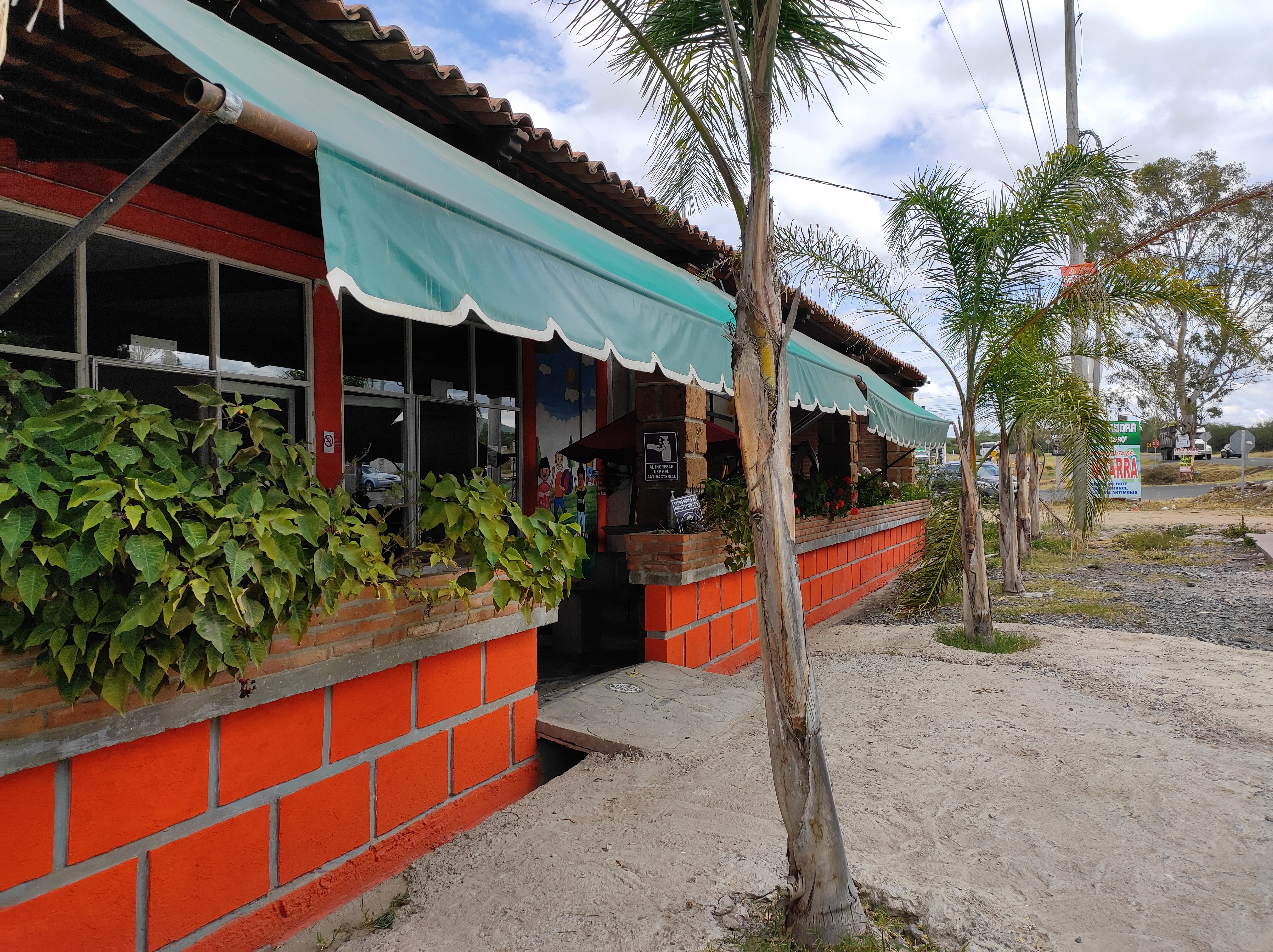 Marisquería "Los cazadores" image 3