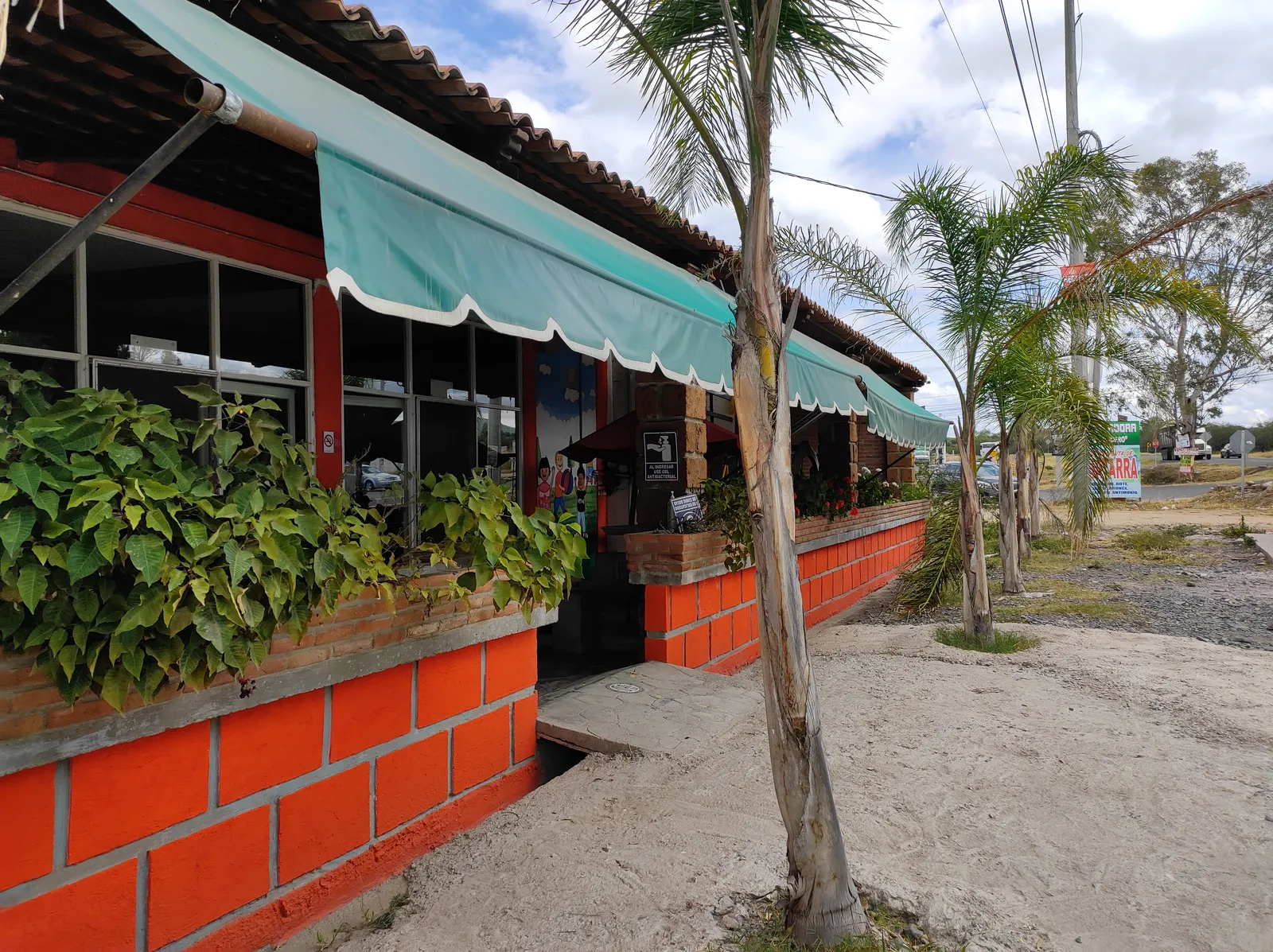 Marisquería "Los cazadores" image 3