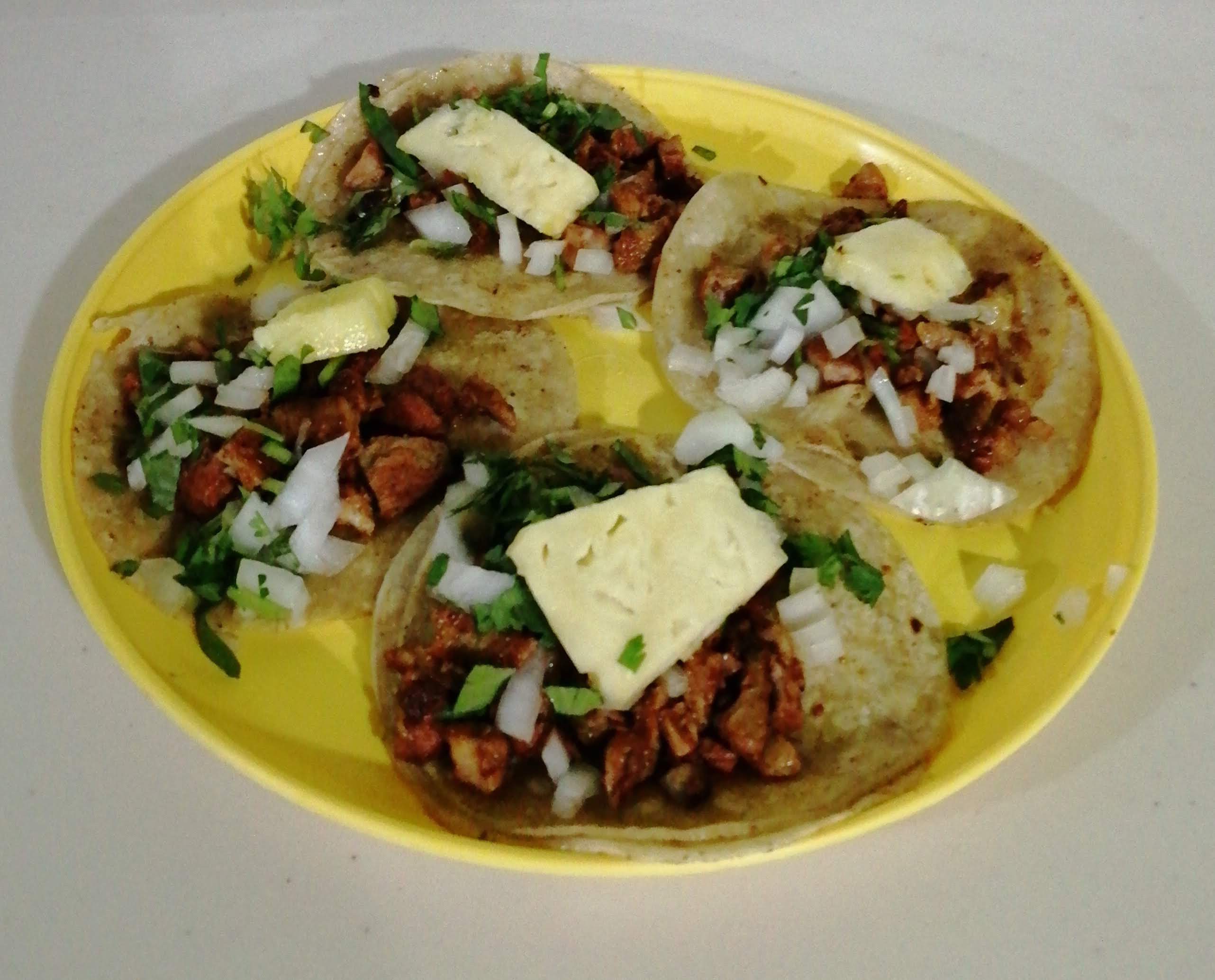 TAQUERÍA EL RANCHERO image 3