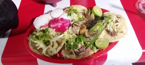 Cenaduría Lucia image 1