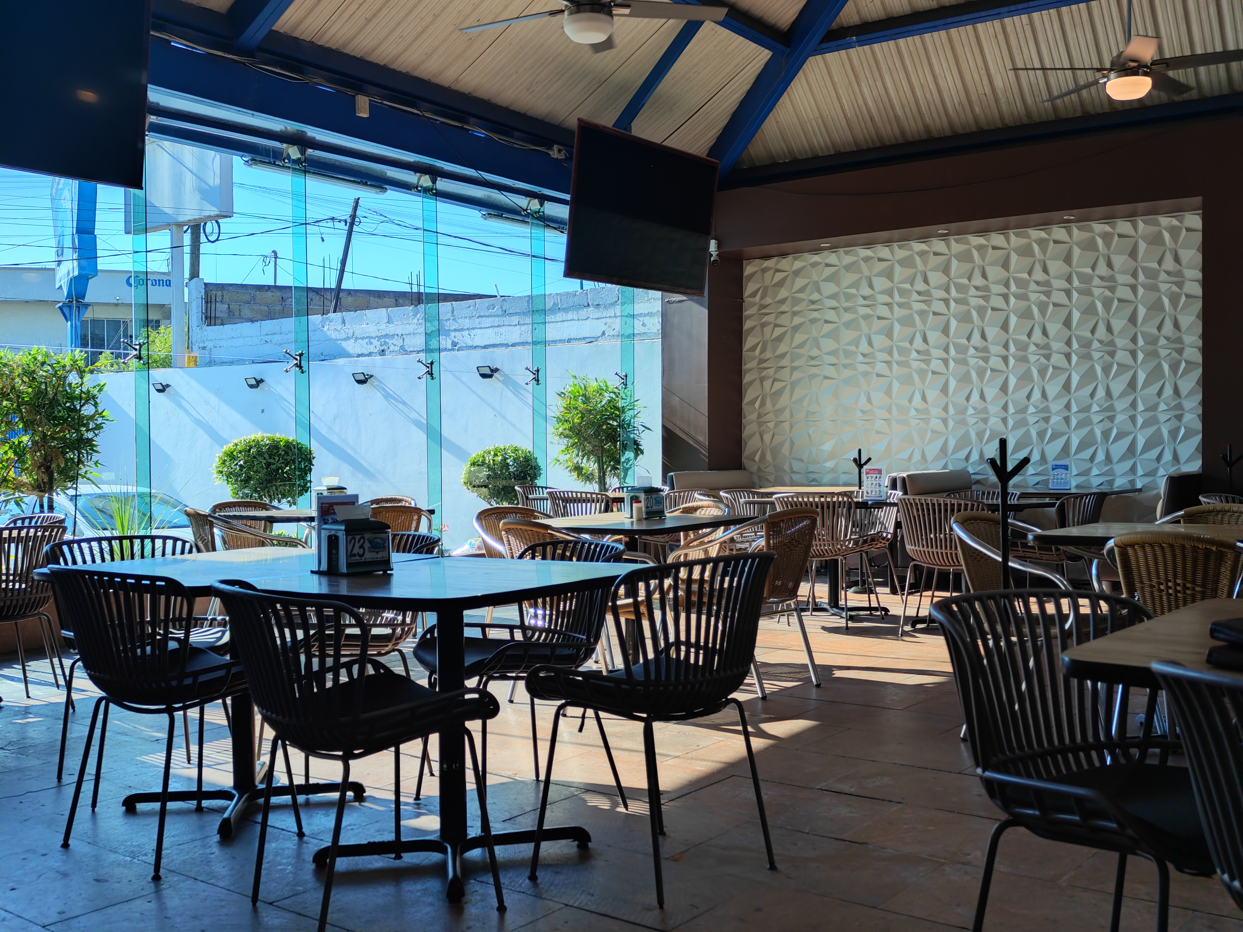 Marisqueria Hnos. Dominguez image 1