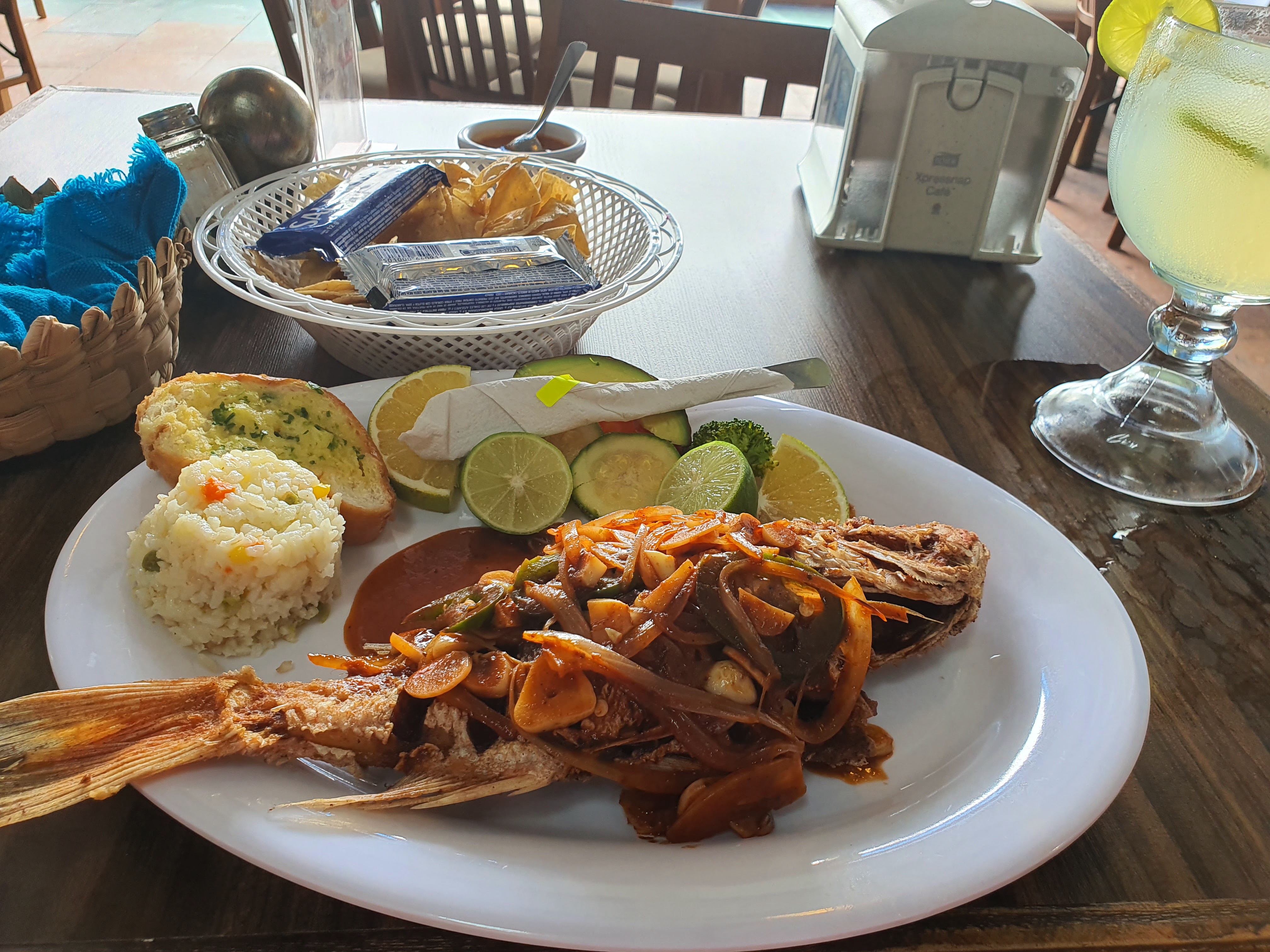 Marisqueria Hnos. Dominguez image 2