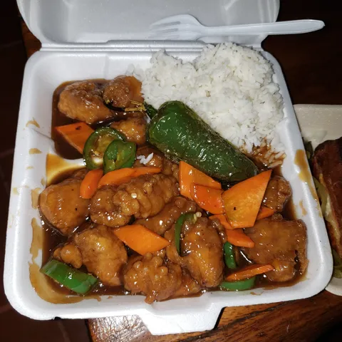 Peking Inn image 3