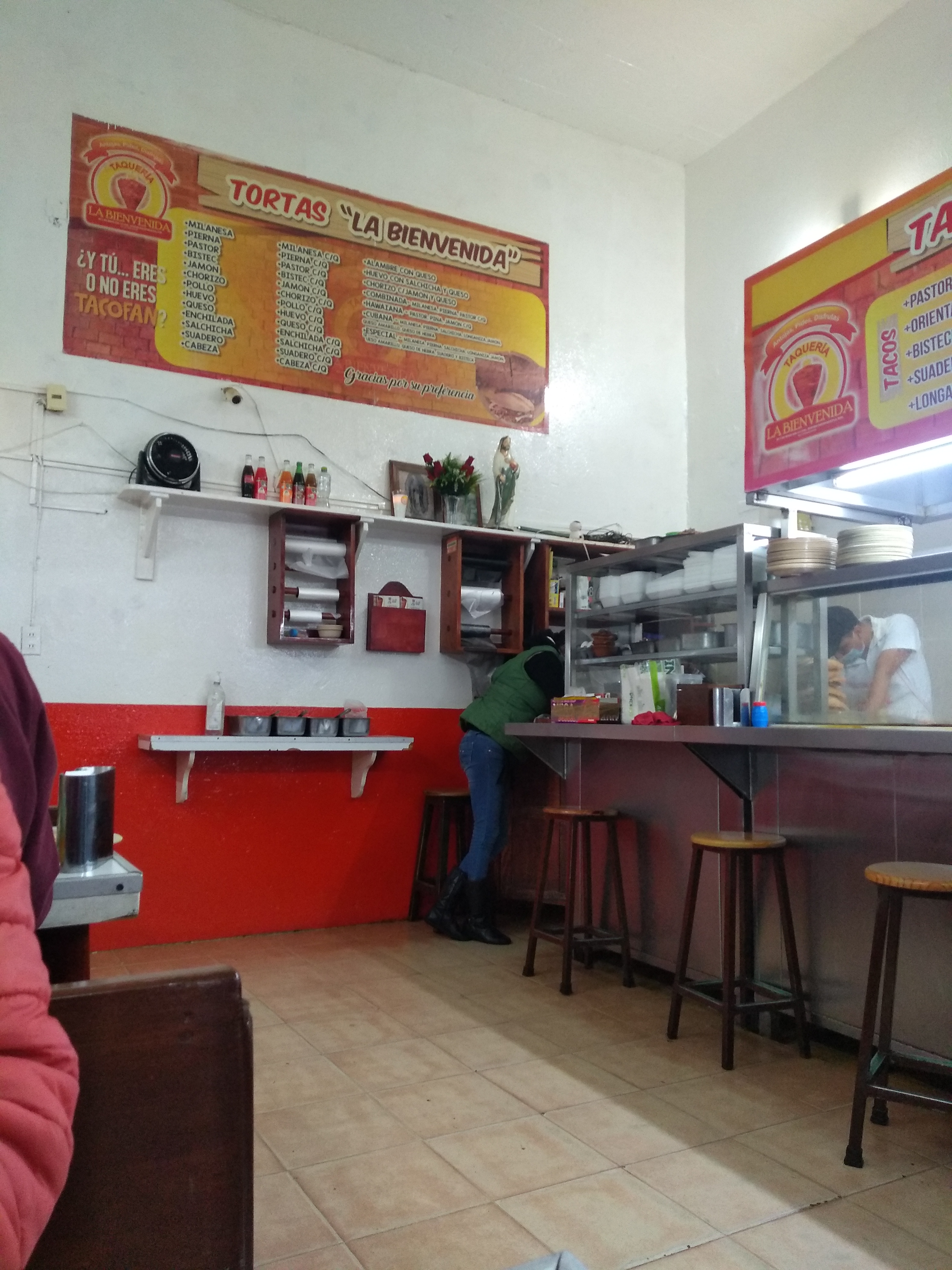 Taqueroa la Bienvenida image 2
