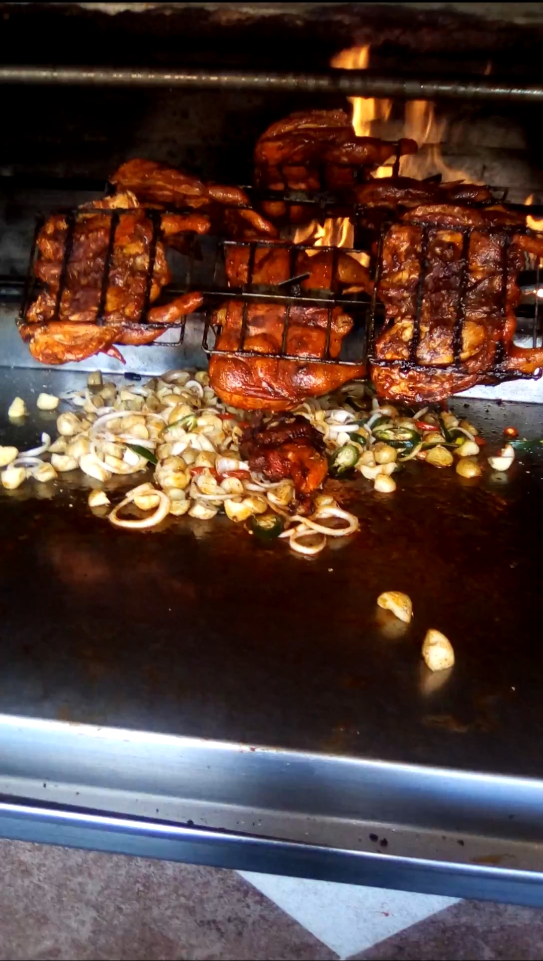 Pollos a la leña "osteria" image 4