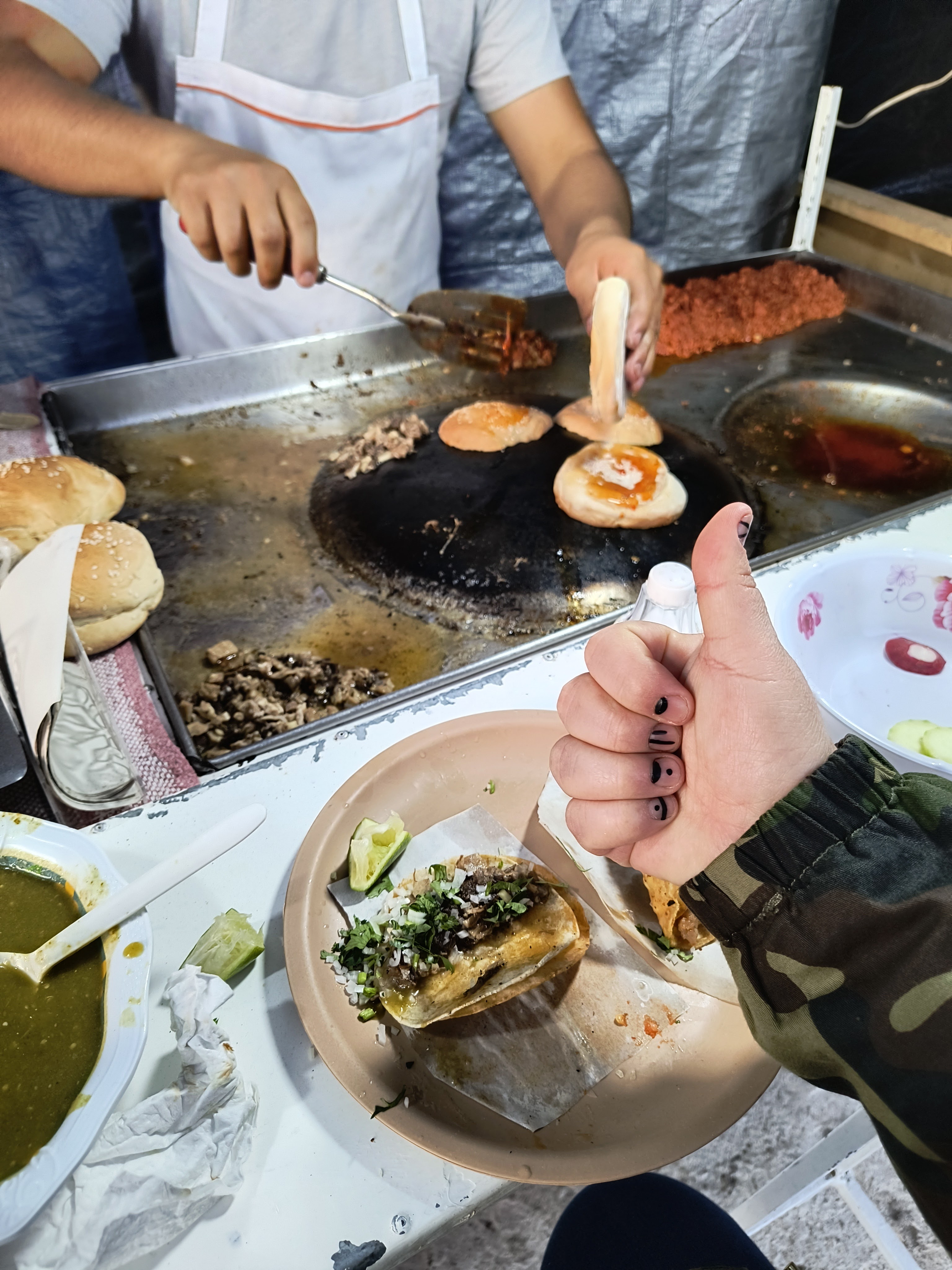 Tacos "Los Carnales" image 1