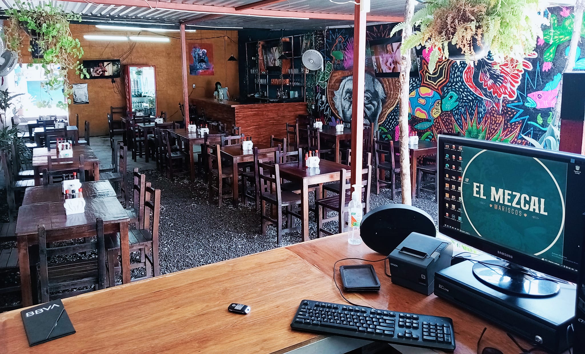 El Mezcal Restaurant image 1