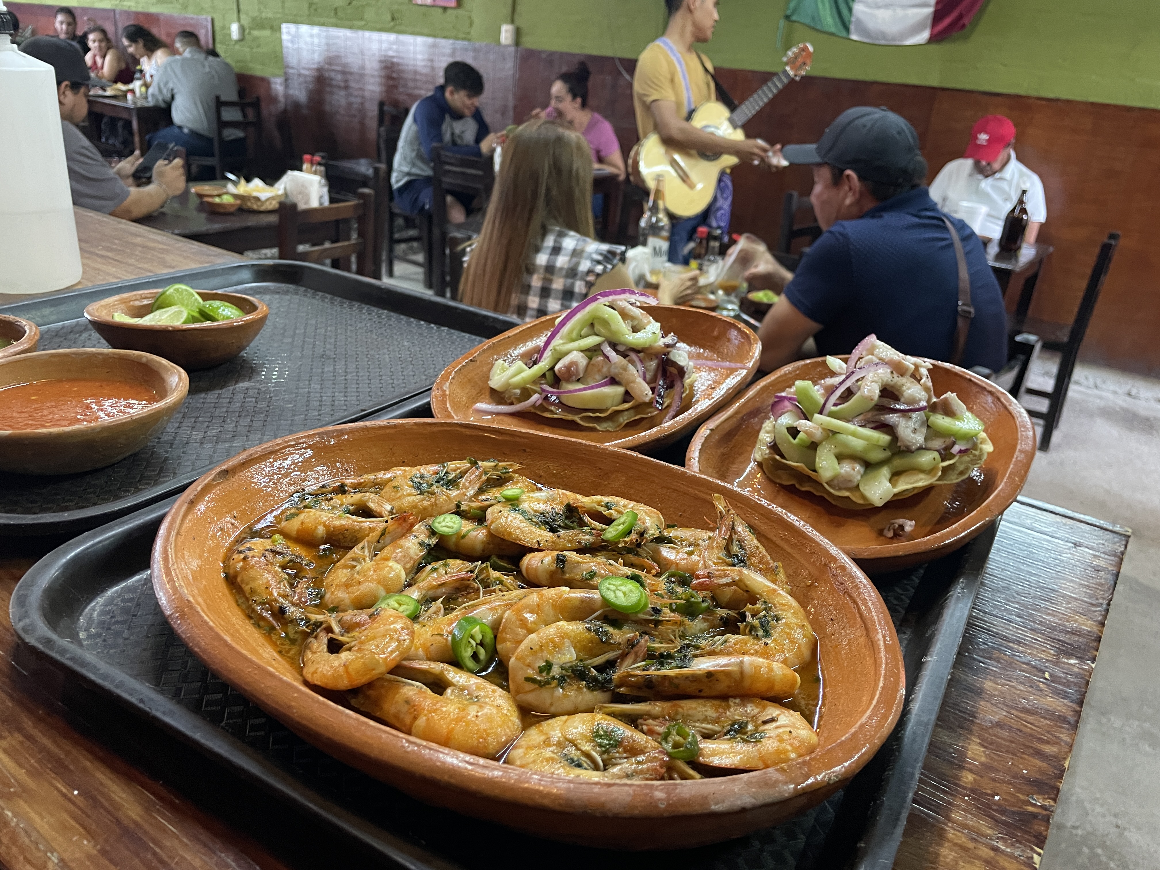 El Mezcal Restaurant image 4