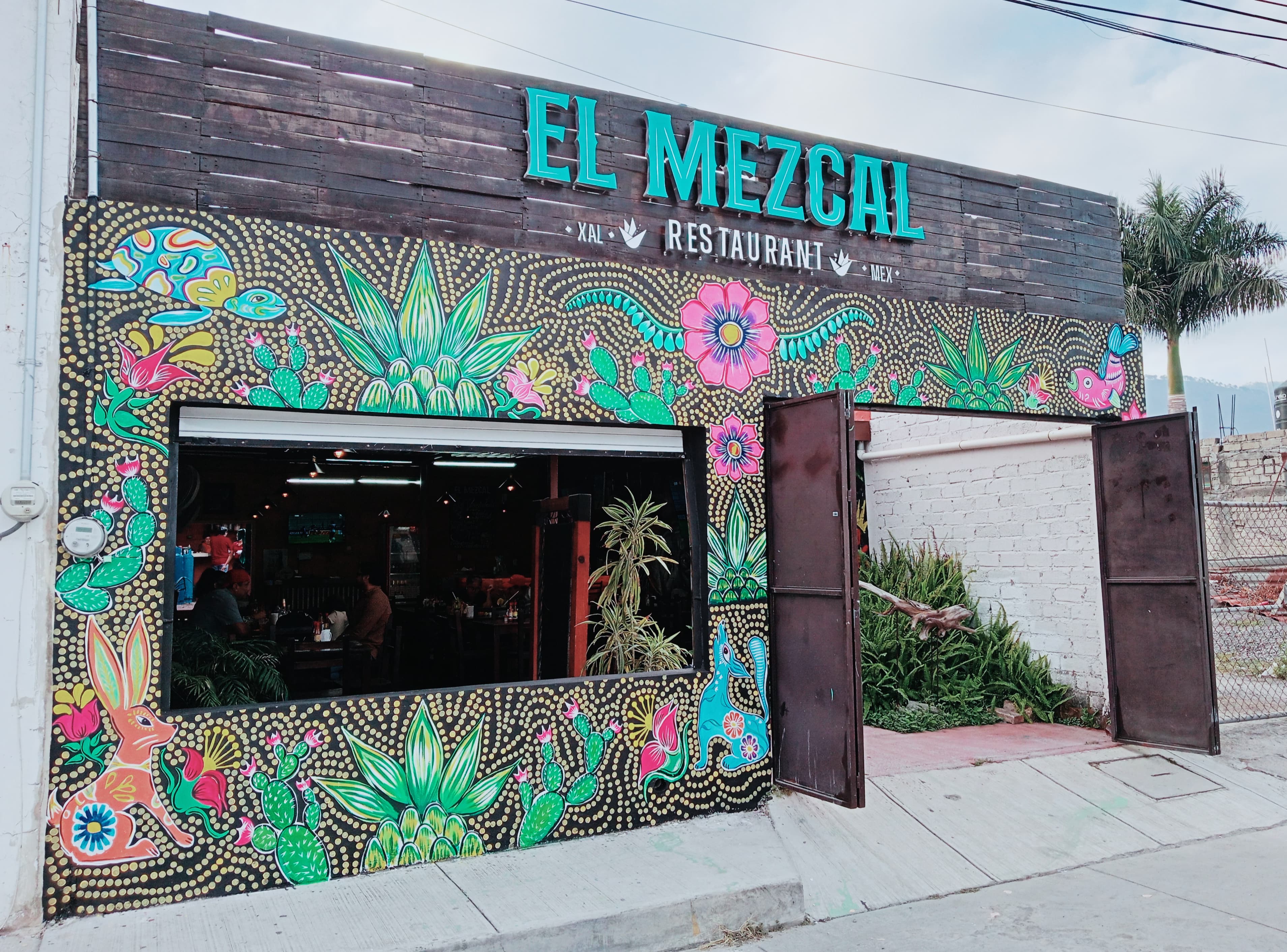 El Mezcal Restaurant image 5
