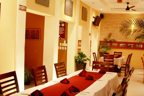 Olives Fusion Restaurant image 3