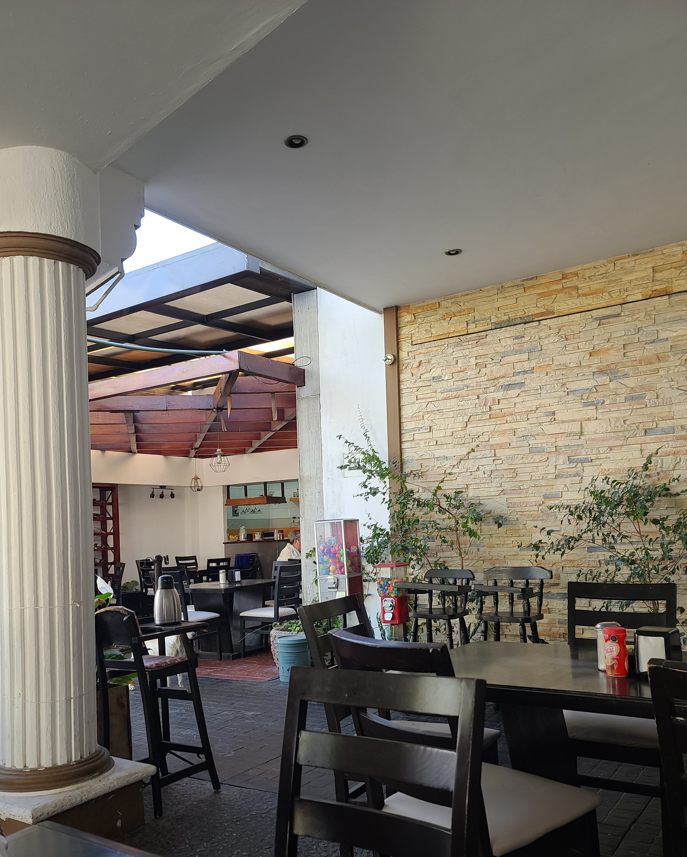 Los Golovanes image 8