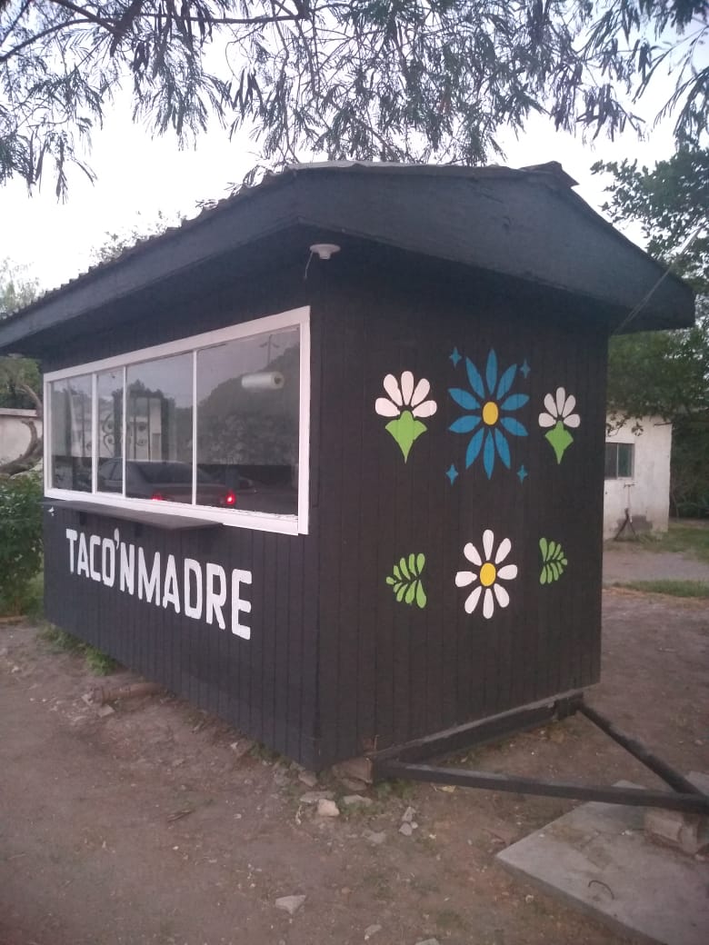 Taqueria "Taco'n Madre" image 1