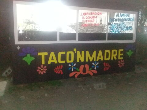 Taqueria "Taco'n Madre" image 2