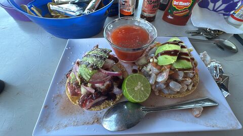 MARISCOS EL CERRO CABEZÓN image 1