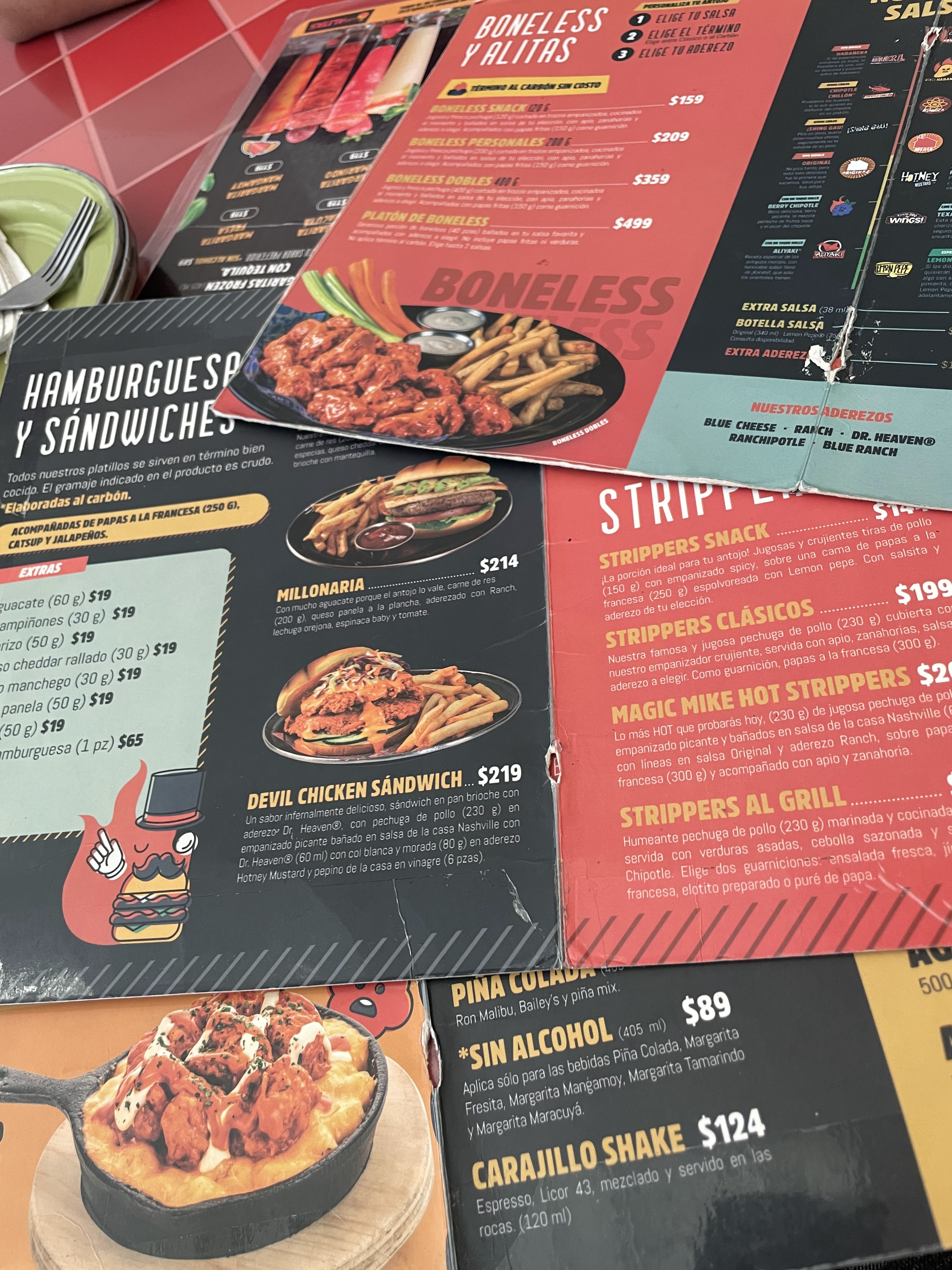 Las Alitas Metepec image 4