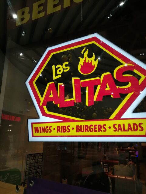 Las Alitas Metepec image 7